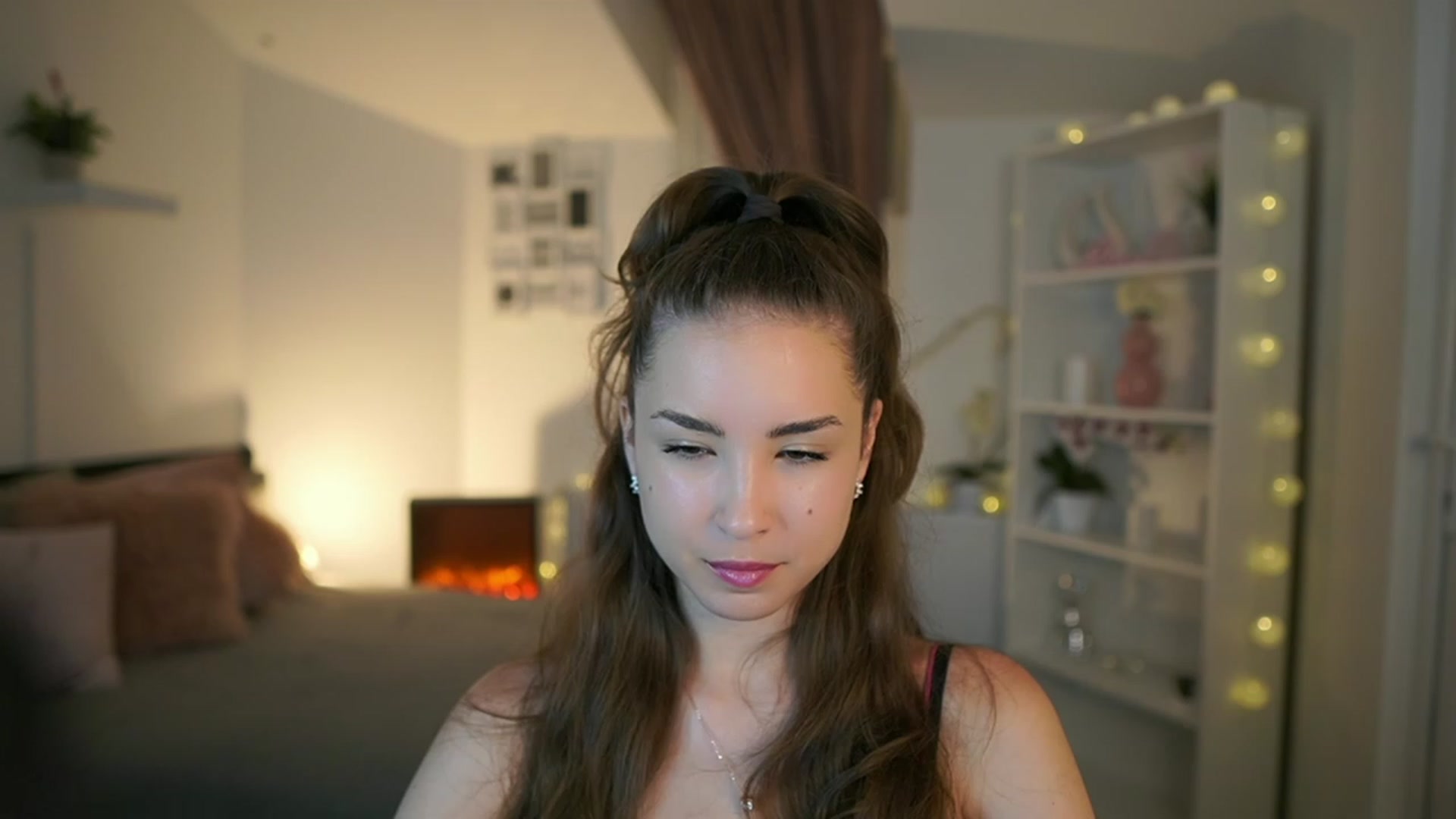 Gallery image thumbnail from Shy_jane's myfreecams stream on, 06/01/2023, 09:42 image 5 of 20