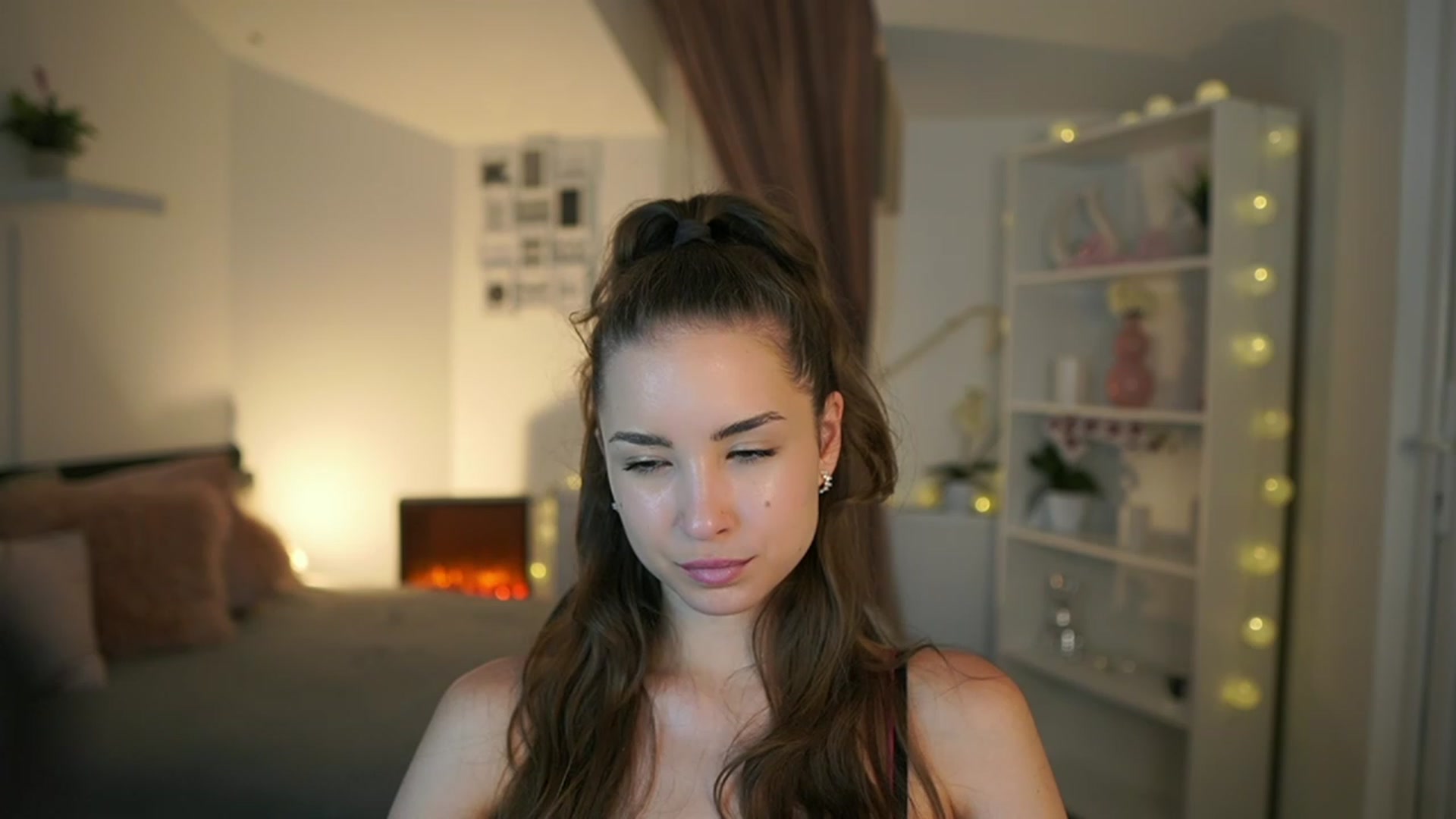 Gallery image thumbnail from Shy_jane's myfreecams stream on, 06/01/2023, 14:32 image 20 of 20