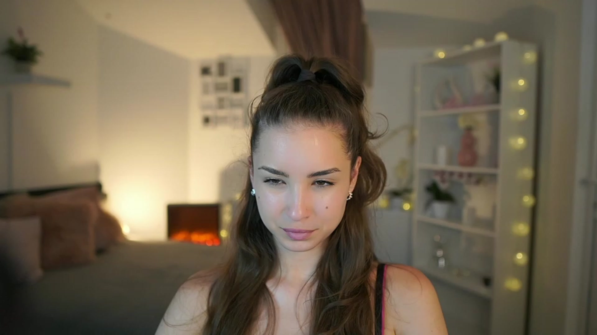 Gallery image thumbnail from Shy_jane's myfreecams stream on, 06/01/2023, 17:02 image 11 of 20