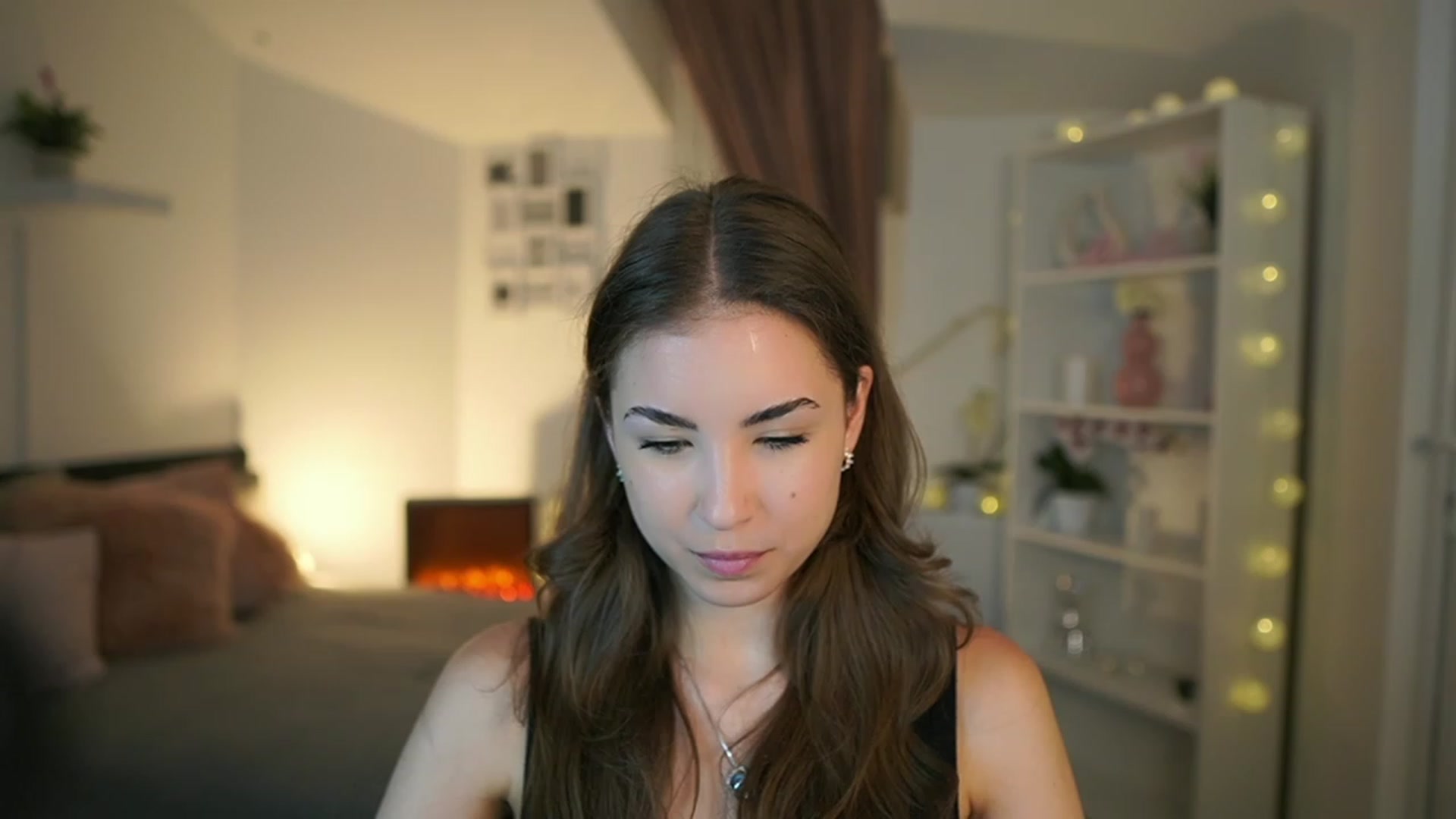 Gallery image thumbnail from Shy_jane's myfreecams stream on, 06/04/2023, 11:38 image 1 of 20