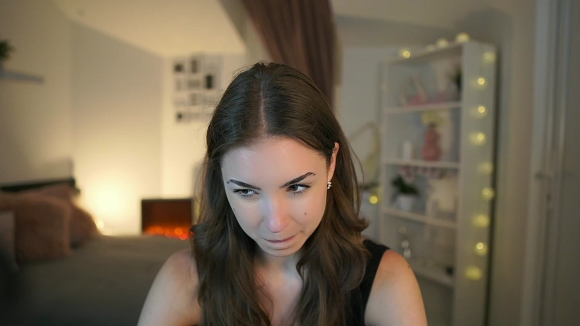 Gallery image thumbnail from Shy_jane's myfreecams stream on, 06/04/2023, 14:12 image 1 of 20