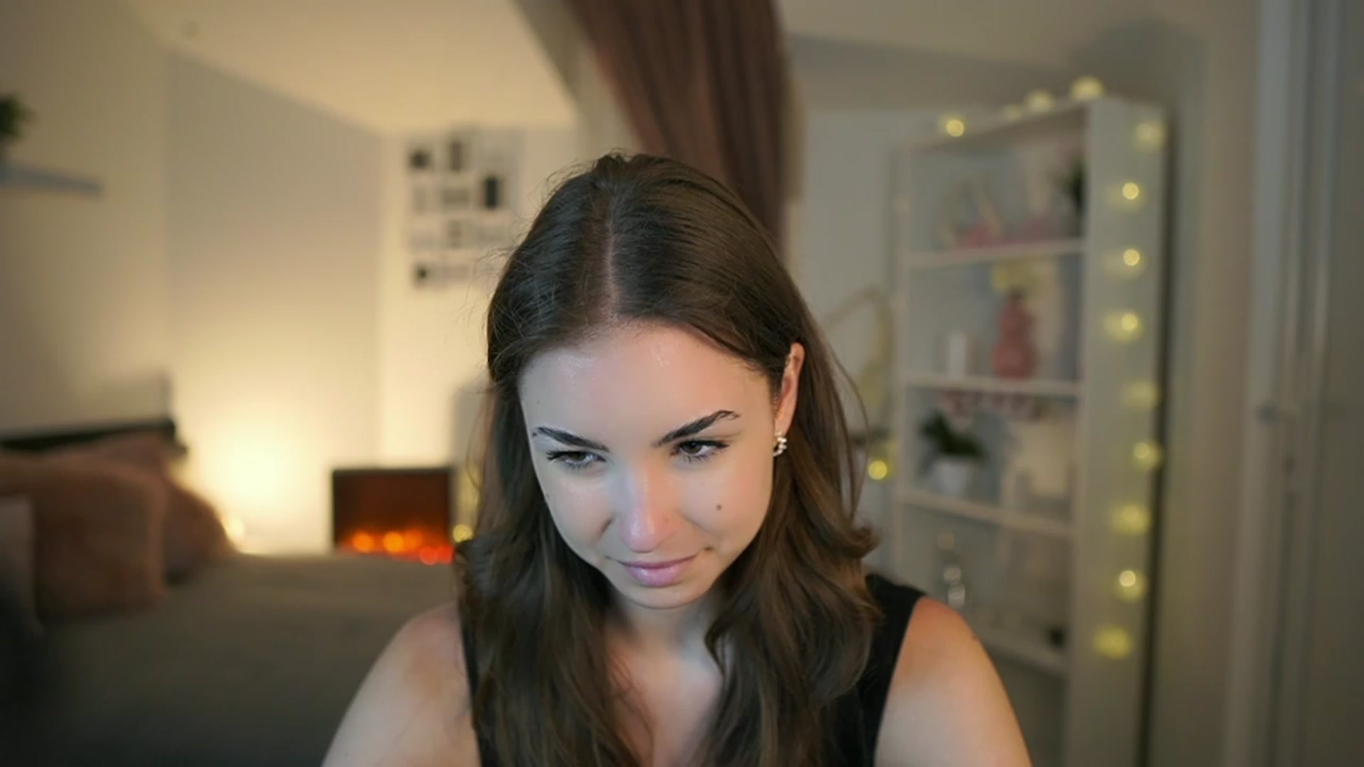 Gallery image thumbnail from Shy_jane's myfreecams stream on, 06/04/2023, 14:12 image 2 of 20