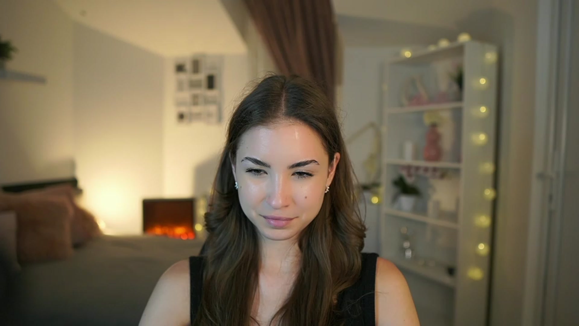 Gallery image thumbnail from Shy_jane's myfreecams stream on, 06/04/2023, 16:18 image 13 of 20
