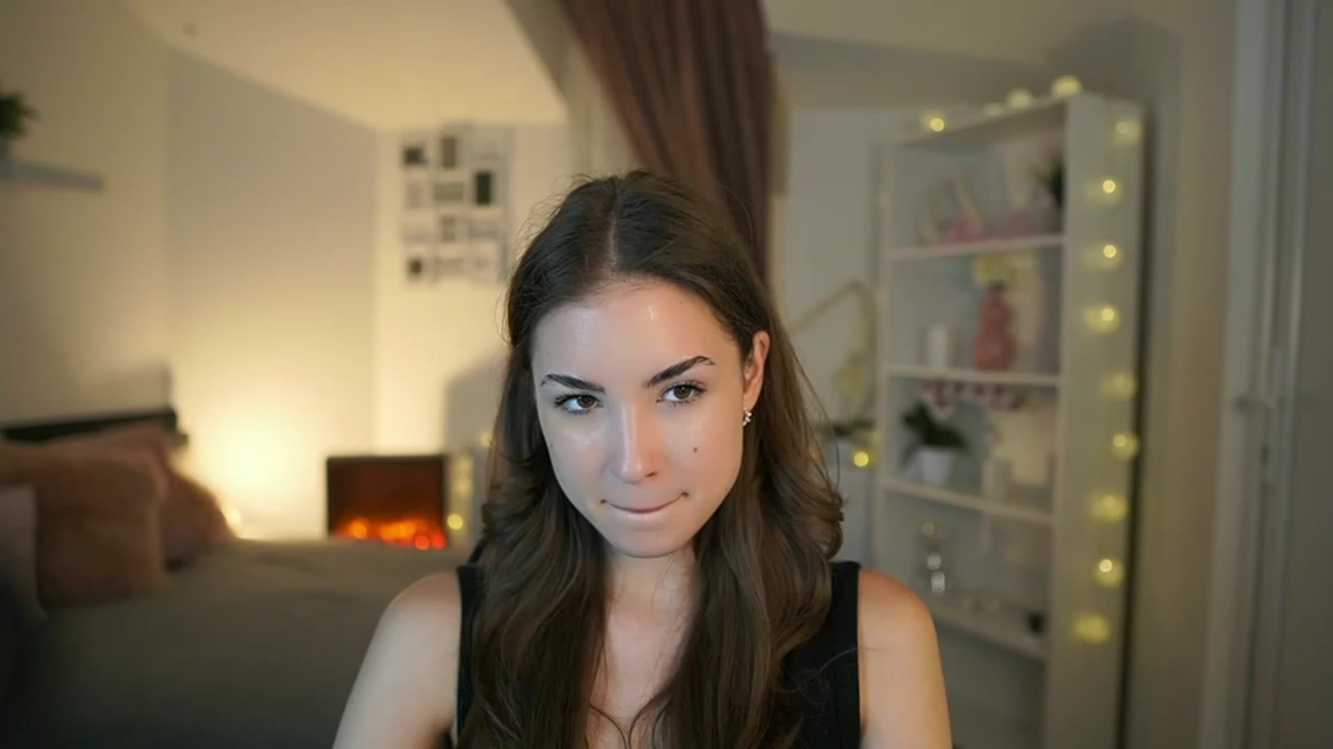 Gallery image thumbnail from Shy_jane's myfreecams stream on, 06/04/2023, 16:18 image 10 of 20