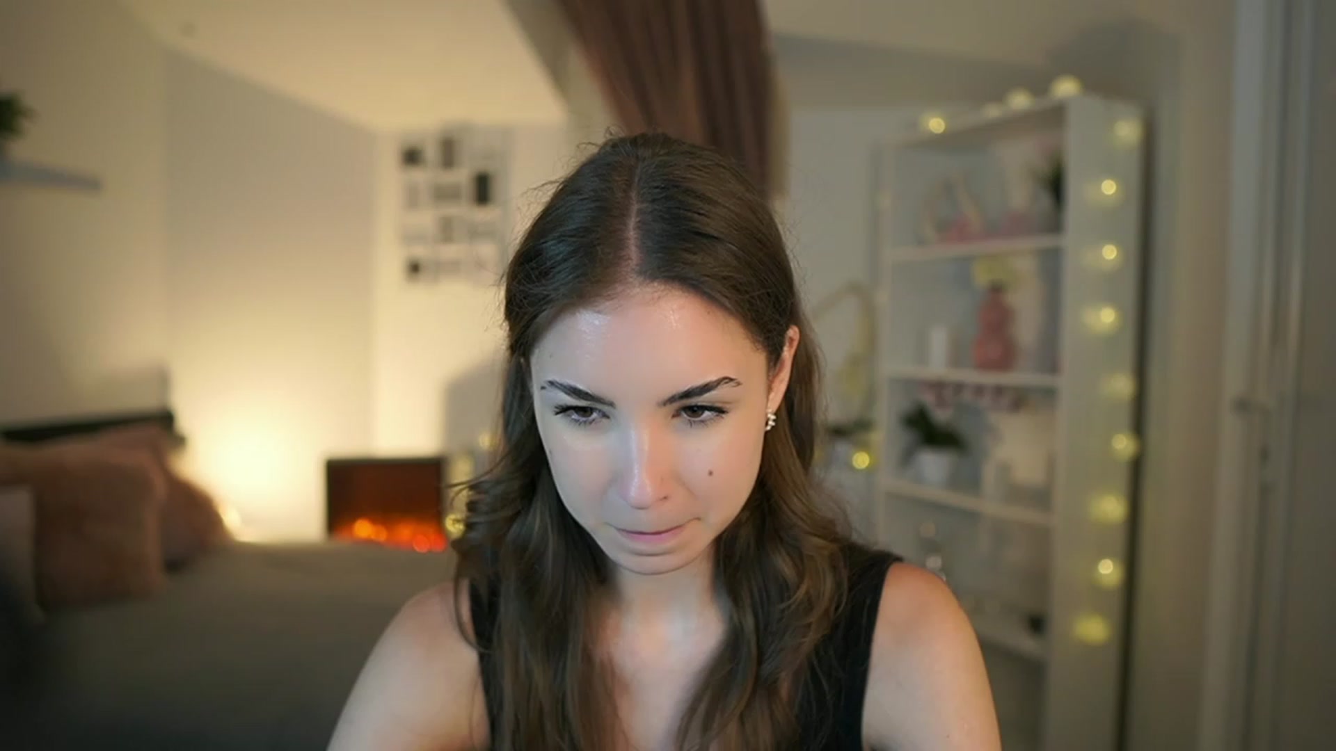 Gallery image thumbnail from Shy_jane's myfreecams stream on, 06/04/2023, 17:26 image 10 of 20
