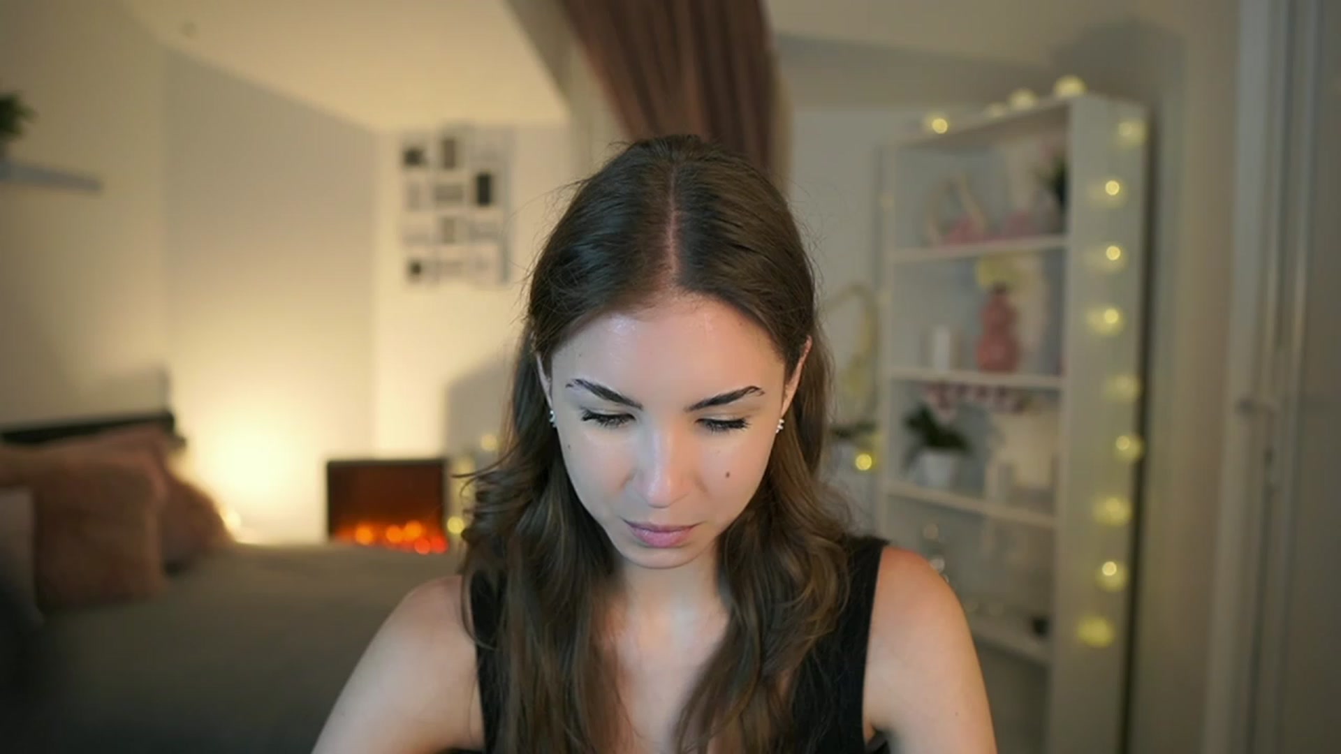 Gallery image thumbnail from Shy_jane's myfreecams stream on, 06/04/2023, 17:26 image 12 of 20