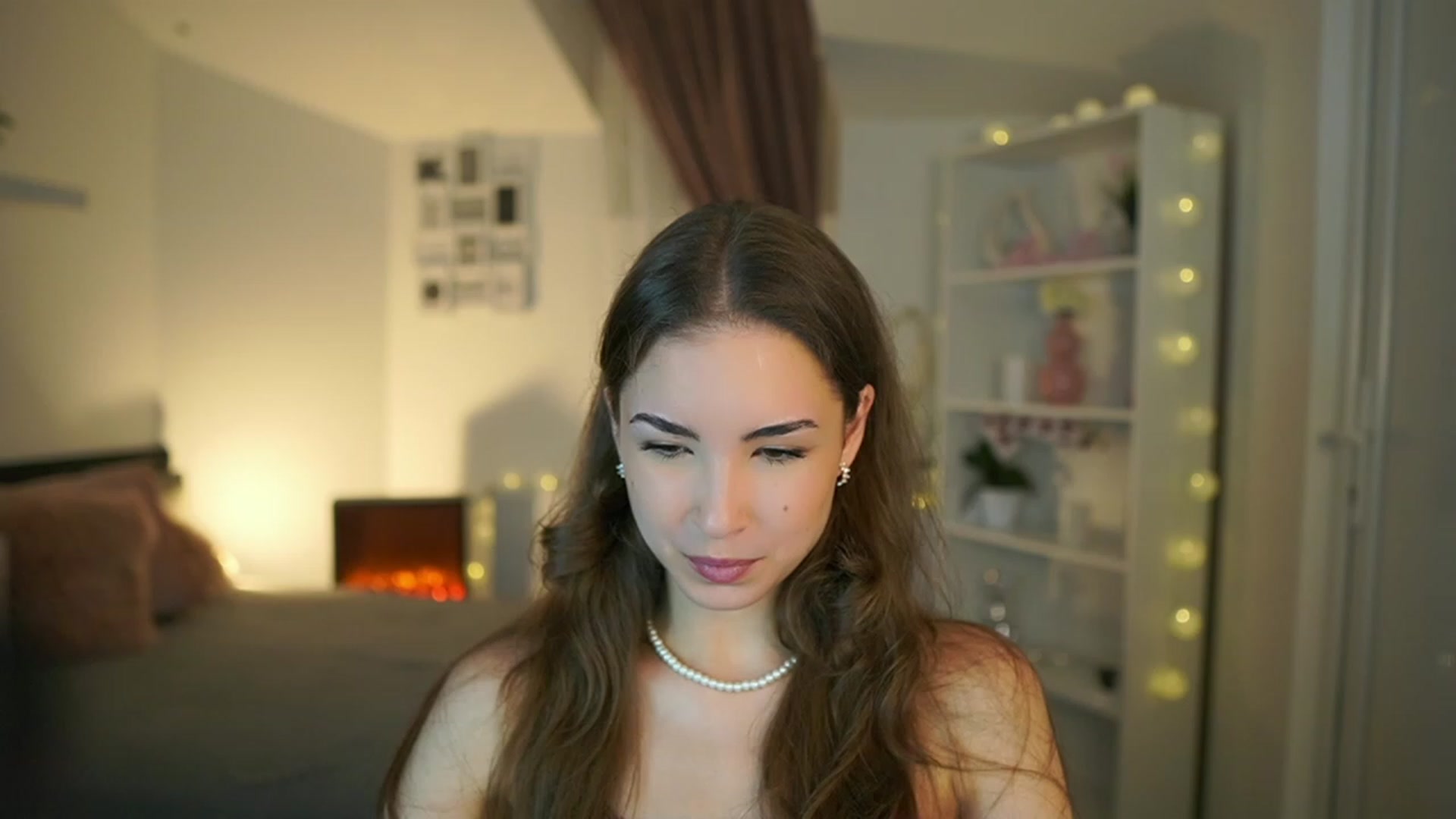 Gallery image thumbnail from Shy_jane's myfreecams stream on, 06/06/2023, 14:32 image 1 of 20