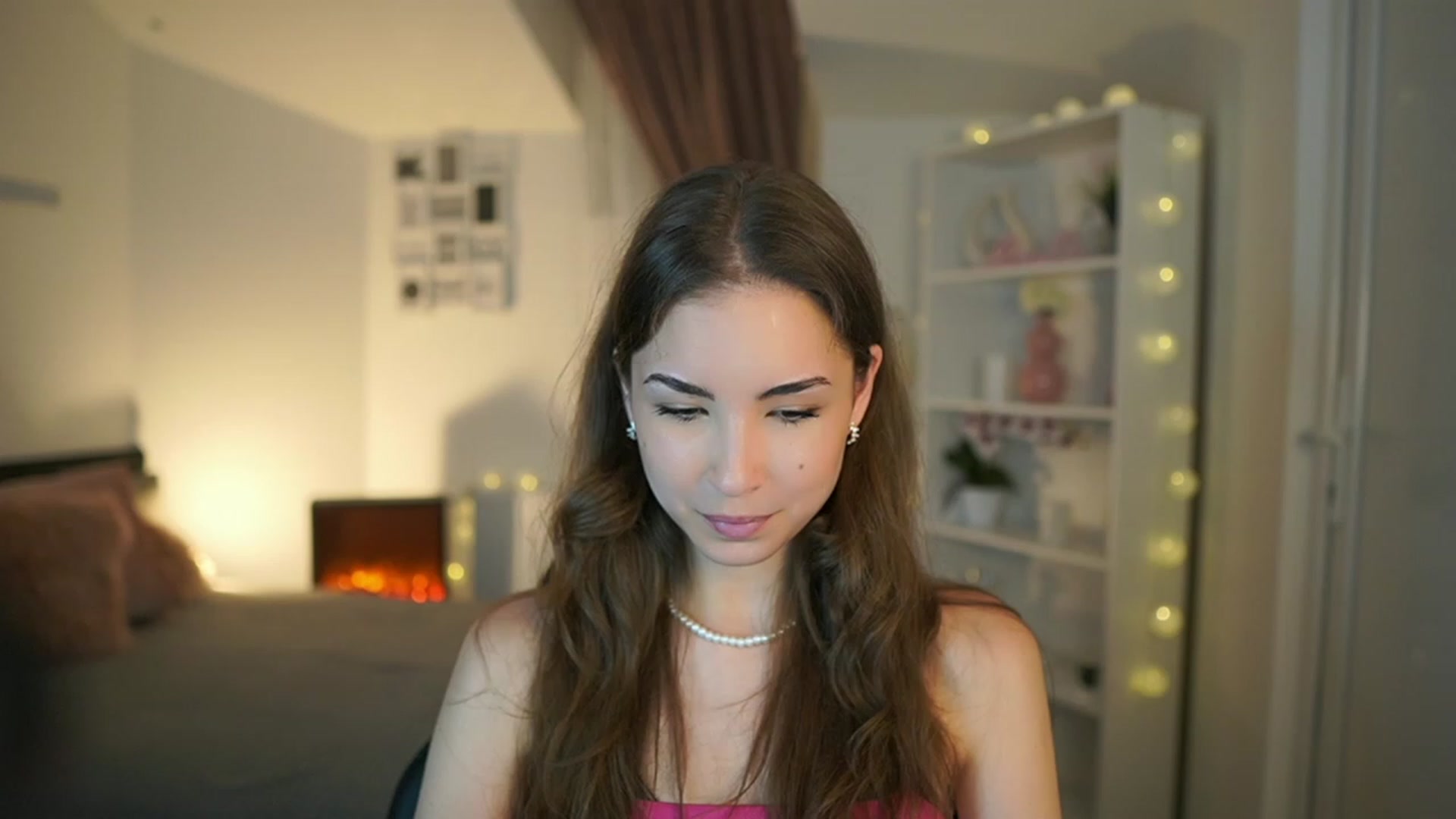 Gallery image thumbnail from Shy_jane's myfreecams stream on, 06/06/2023, 17:56 image 6 of 20