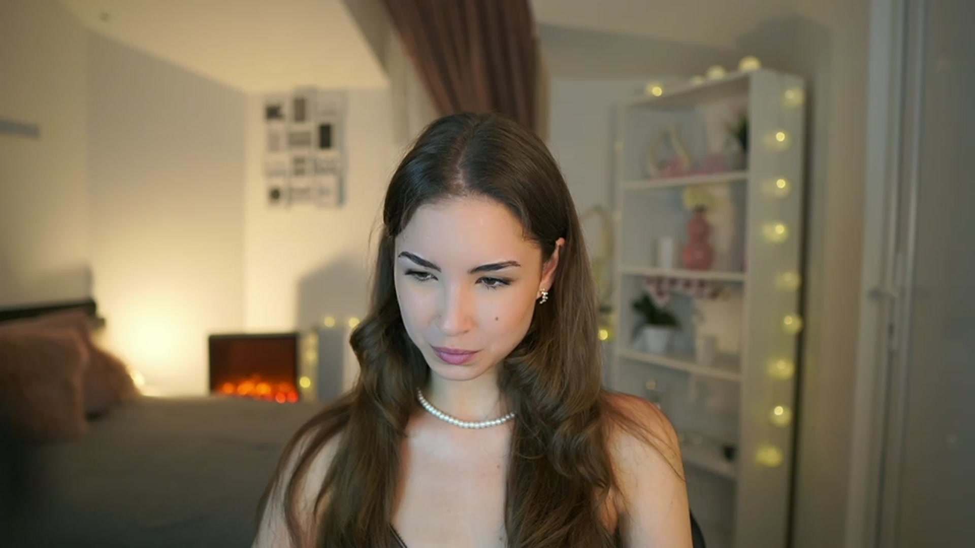 Gallery image thumbnail from Shy_jane's myfreecams stream on, 06/06/2023, 17:56 image 2 of 20