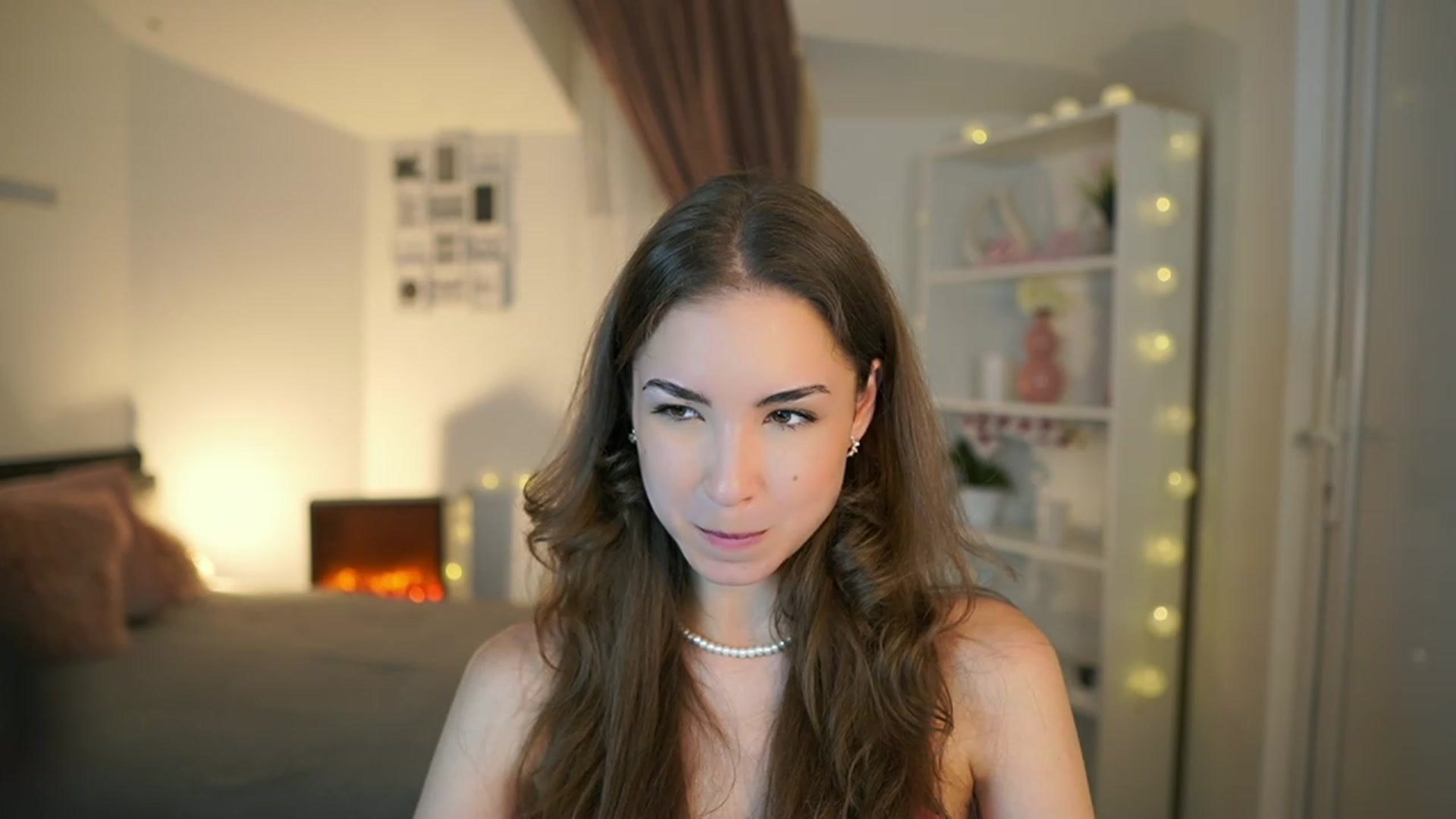 Gallery image thumbnail from Shy_jane's myfreecams stream on, 06/06/2023, 17:56 image 9 of 20