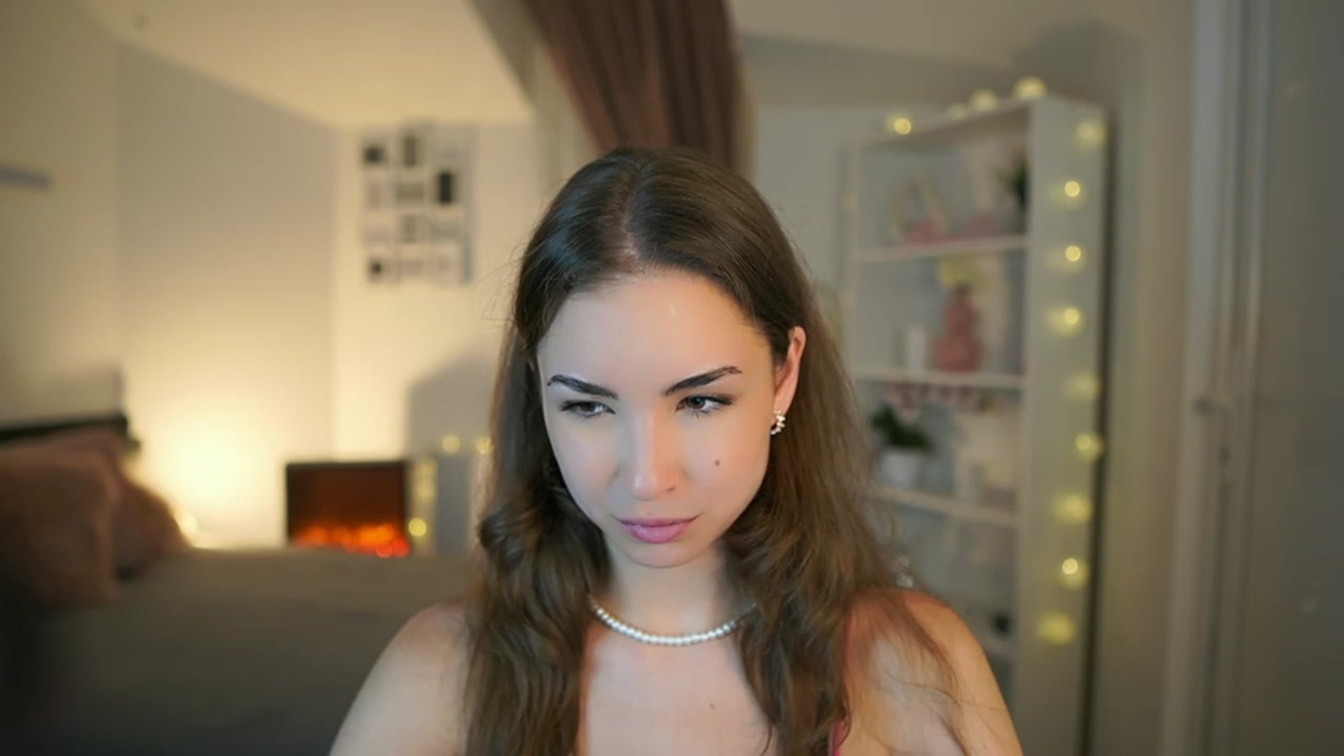 Gallery image thumbnail from Shy_jane's myfreecams stream on, 06/06/2023, 17:56 image 14 of 20