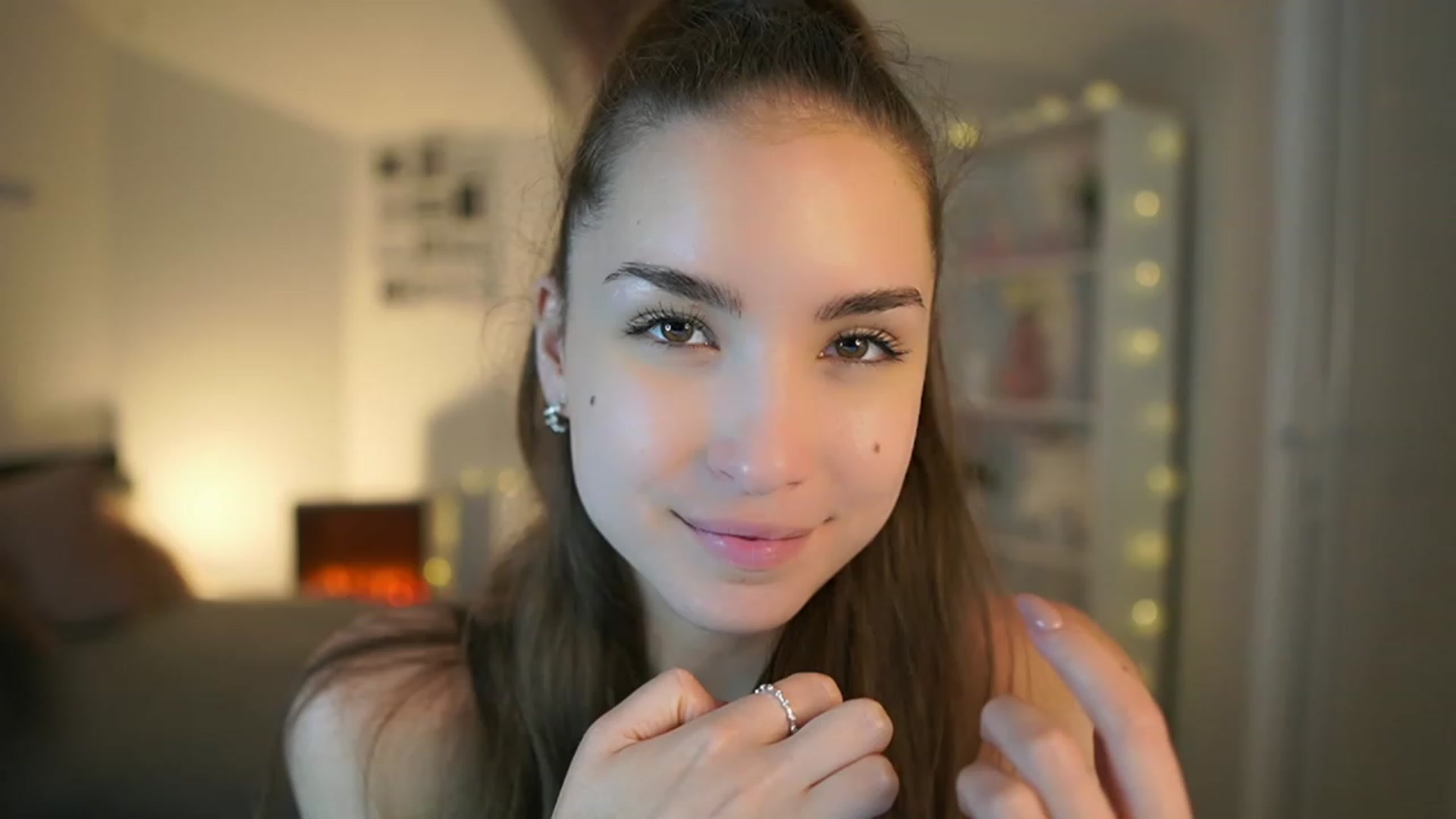 Gallery image thumbnail from Shy_jane's myfreecams stream on, 06/08/2023, 14:59 image 3 of 20