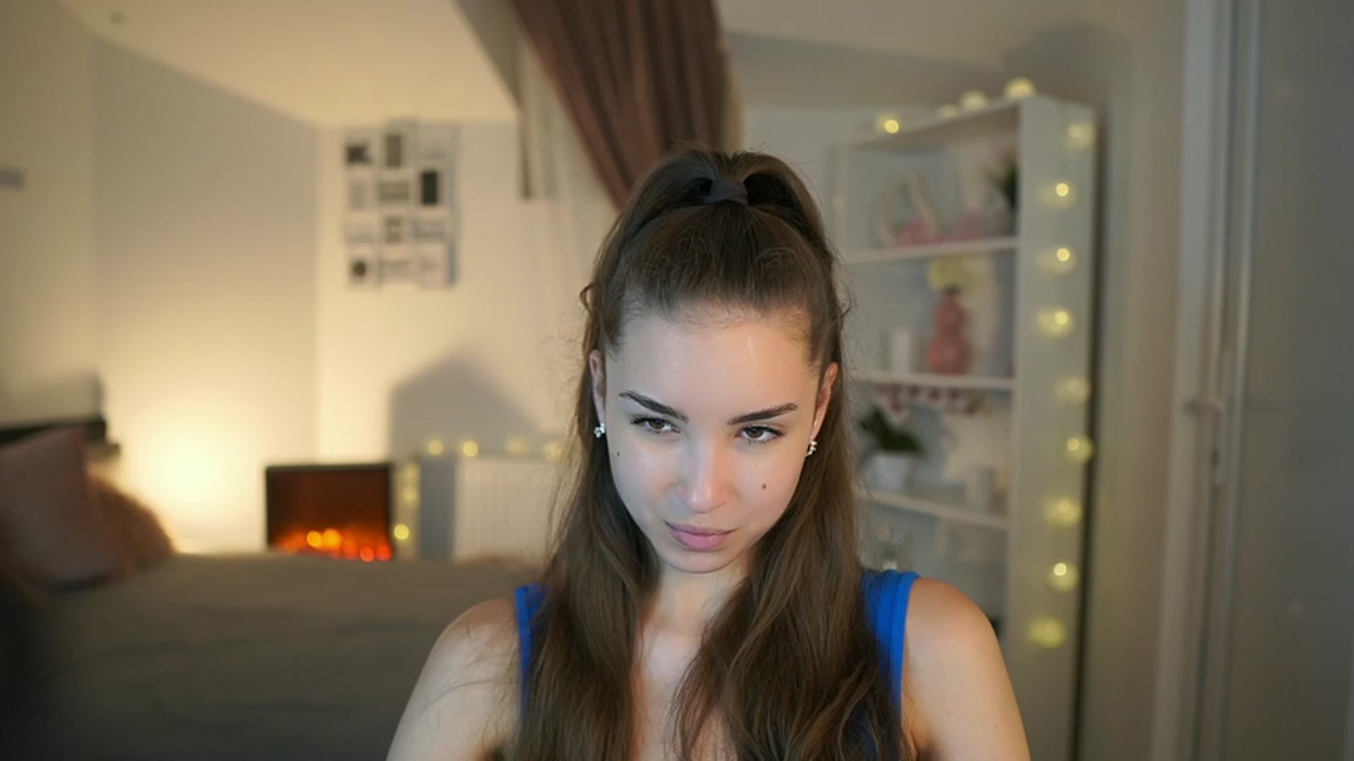 Gallery image thumbnail from Shy_jane's myfreecams stream on, 06/08/2023, 15:23 image 9 of 20
