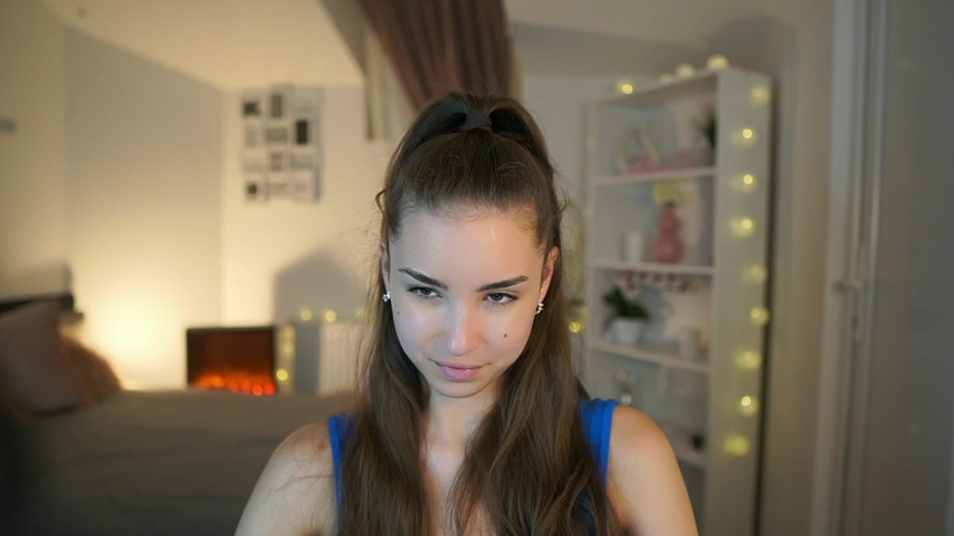 Gallery image thumbnail from Shy_jane's myfreecams stream on, 06/08/2023, 15:23 image 4 of 20