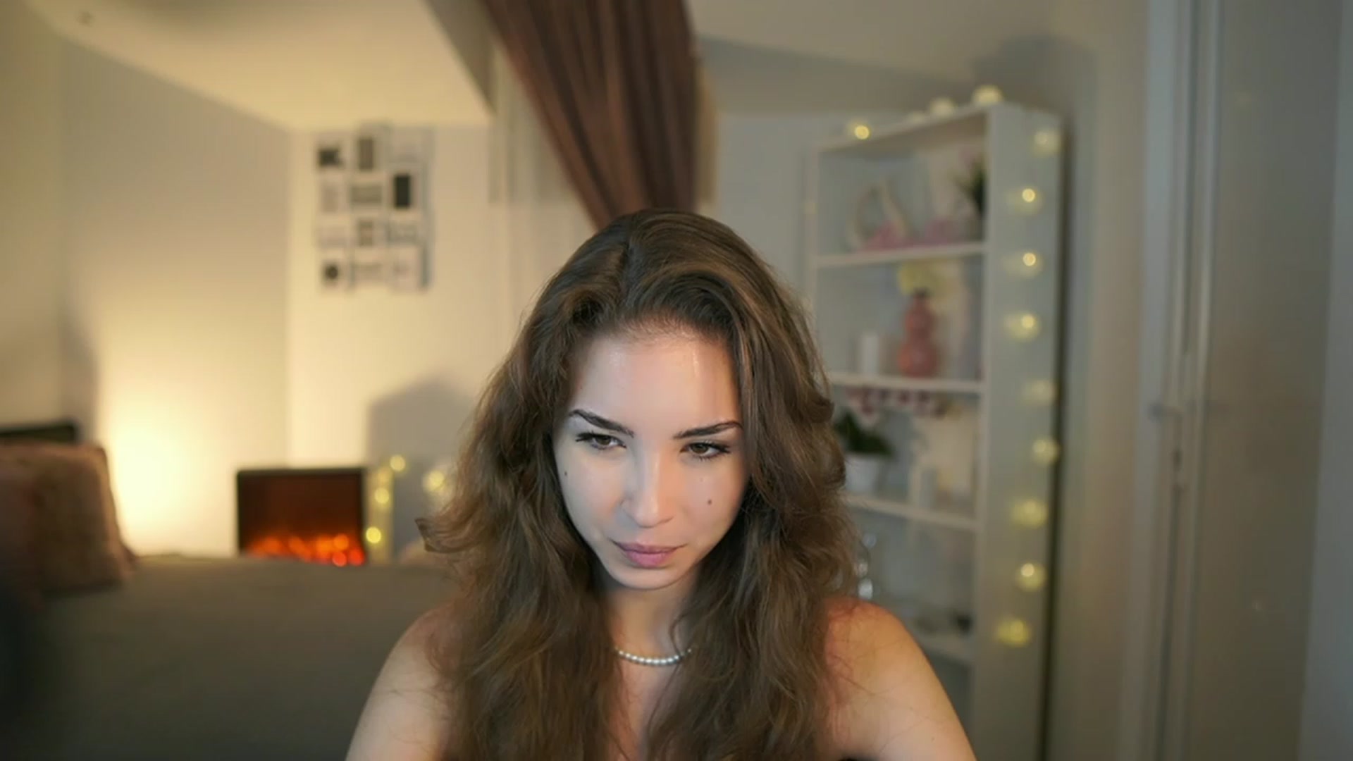 Gallery image thumbnail from Shy_jane's myfreecams stream on, 06/11/2023, 09:06 image 1 of 20