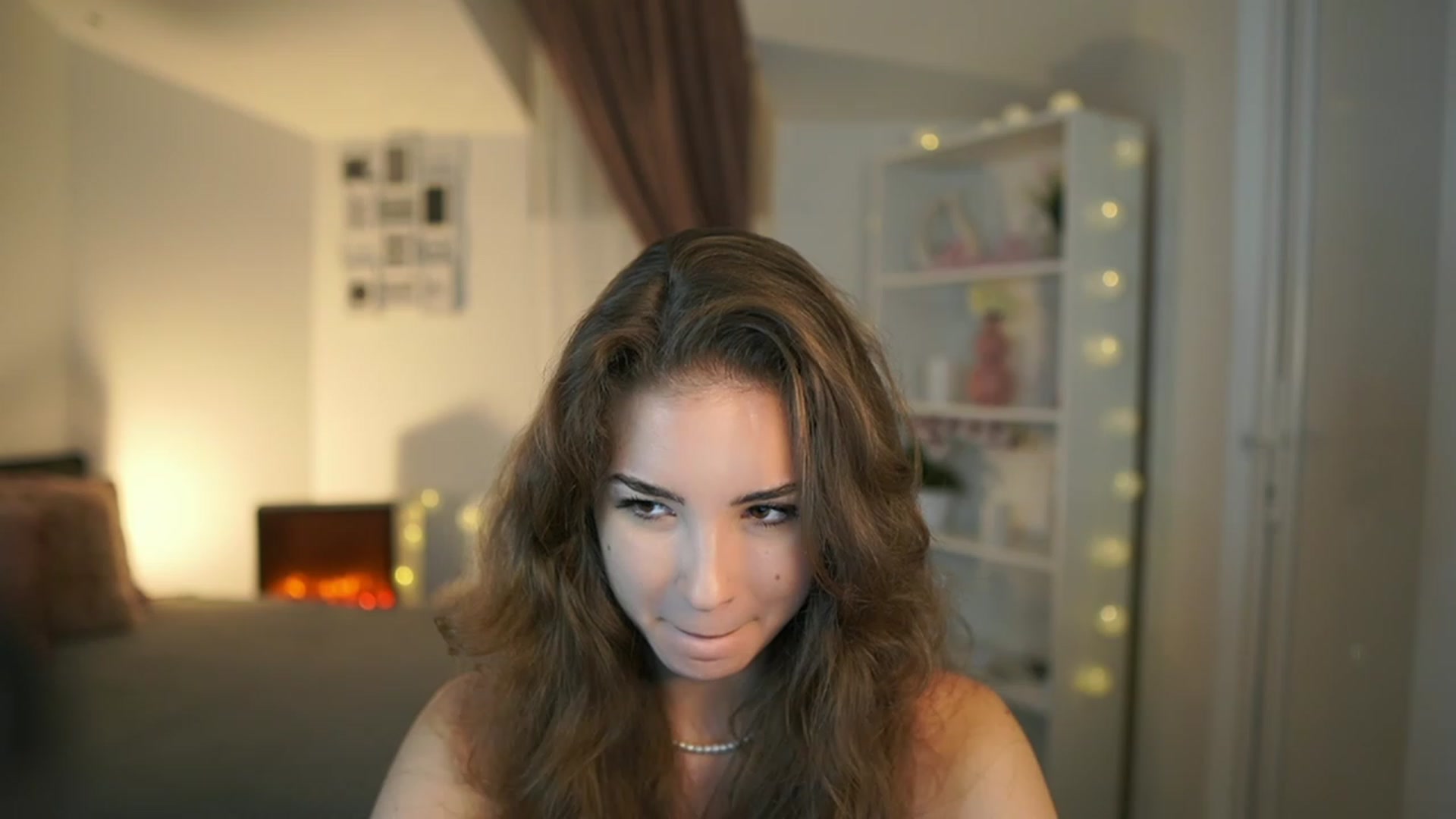 Gallery image thumbnail from Shy_jane's myfreecams stream on, 06/11/2023, 09:06 image 8 of 20