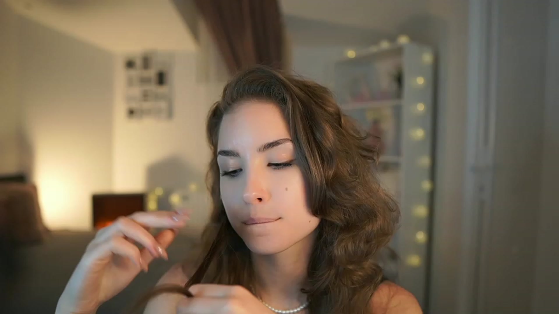 Gallery image thumbnail from Shy_jane's myfreecams stream on, 06/11/2023, 15:01 image 4 of 20
