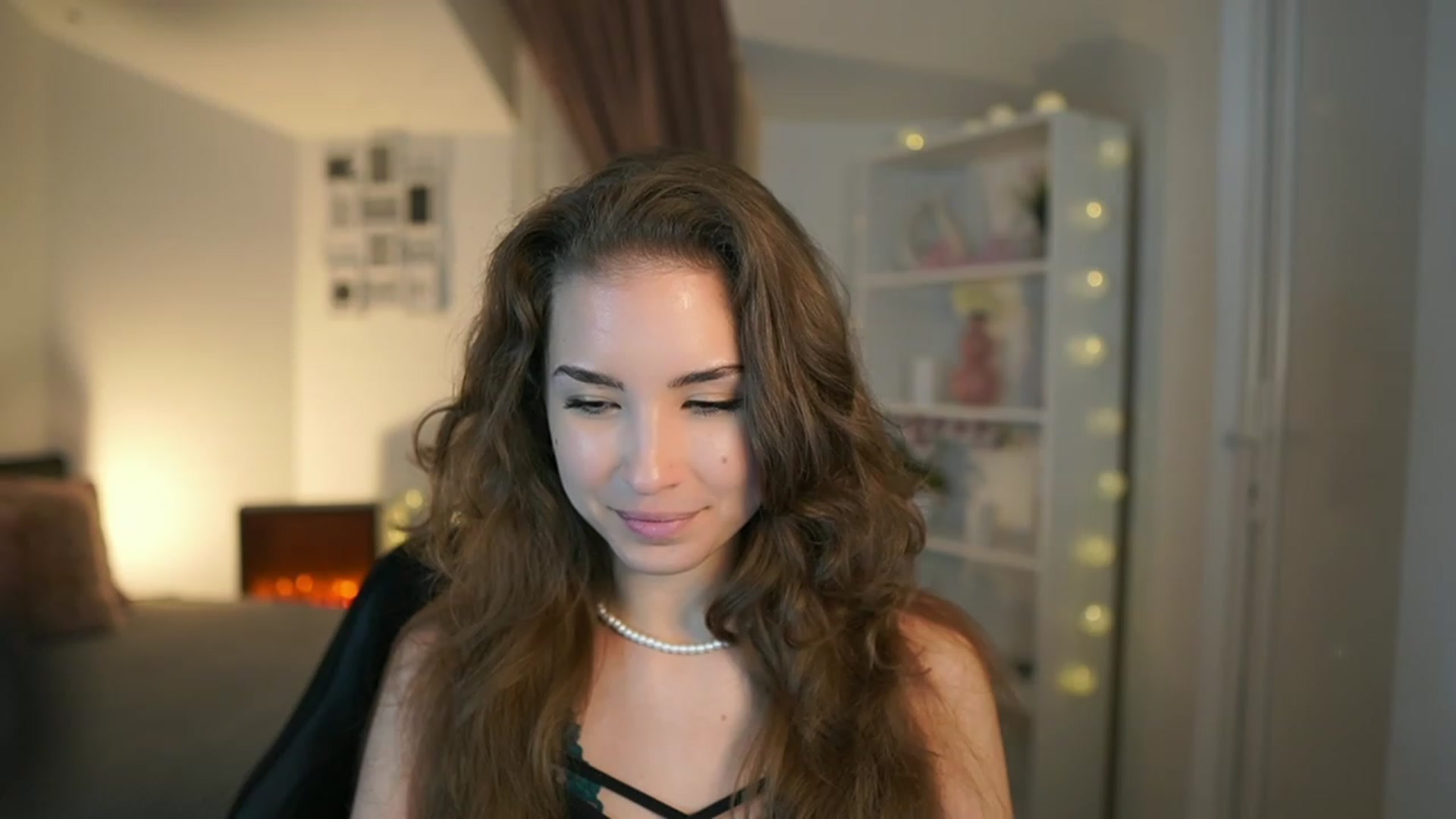 Gallery image thumbnail from Shy_jane's myfreecams stream on, 06/11/2023, 15:01 image 11 of 20