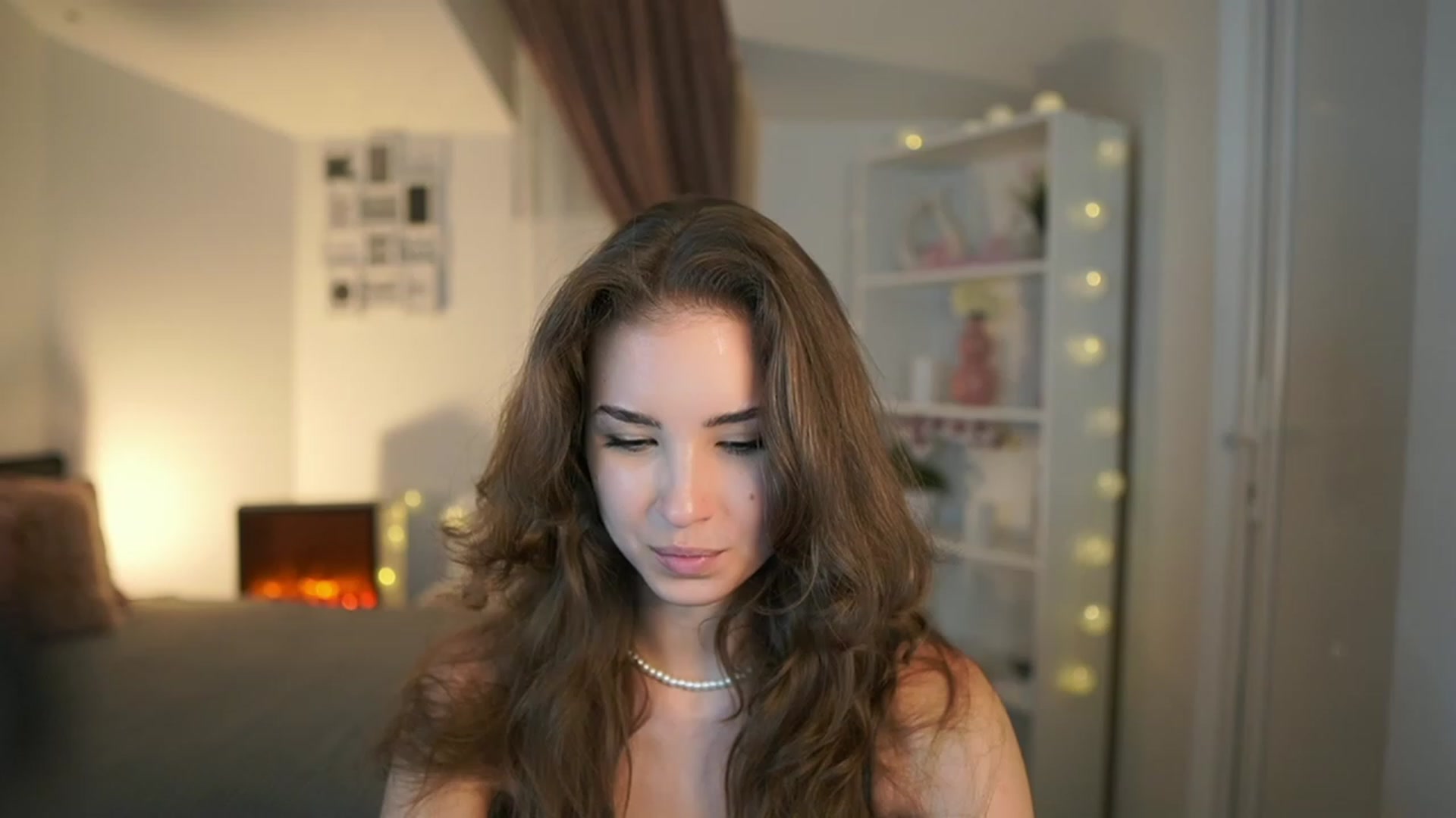 Gallery image thumbnail from Shy_jane's myfreecams stream on, 06/11/2023, 15:54 image 4 of 20