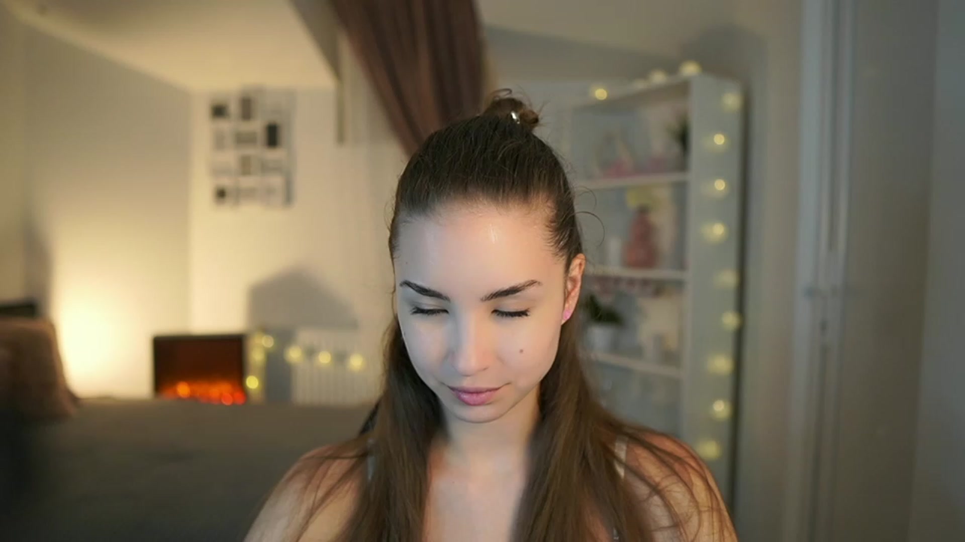 Gallery image thumbnail from Shy_jane's myfreecams stream on, 06/13/2023, 10:52 image 13 of 20