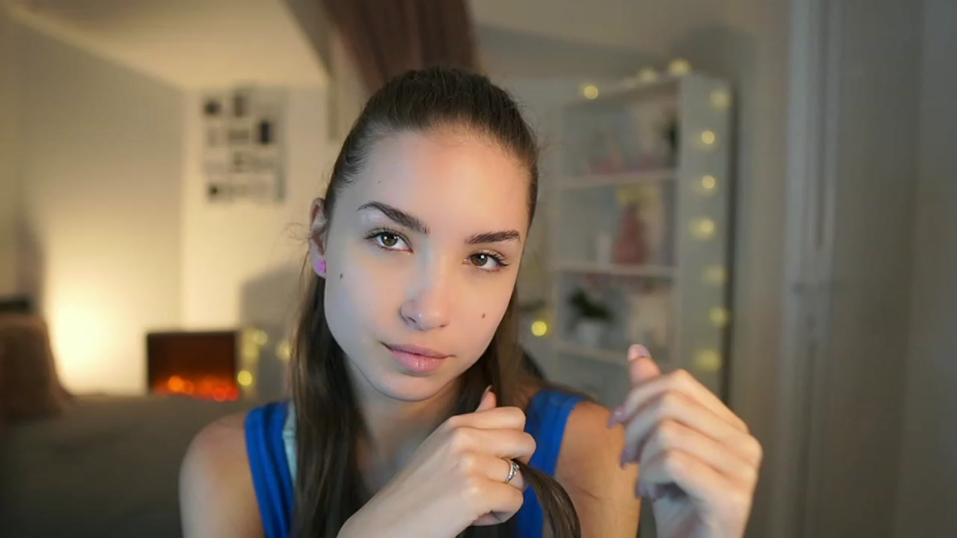 Gallery image thumbnail from Shy_jane's myfreecams stream on, 06/13/2023, 13:37 image 2 of 20