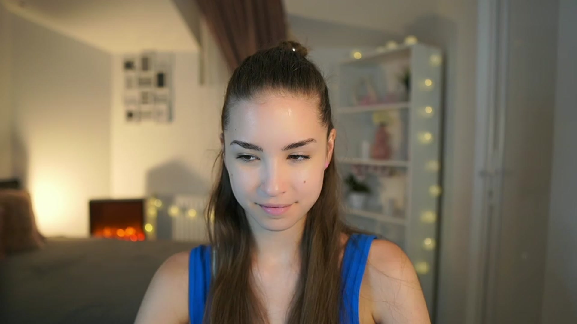 Gallery image thumbnail from Shy_jane's myfreecams stream on, 06/13/2023, 13:37 image 3 of 20