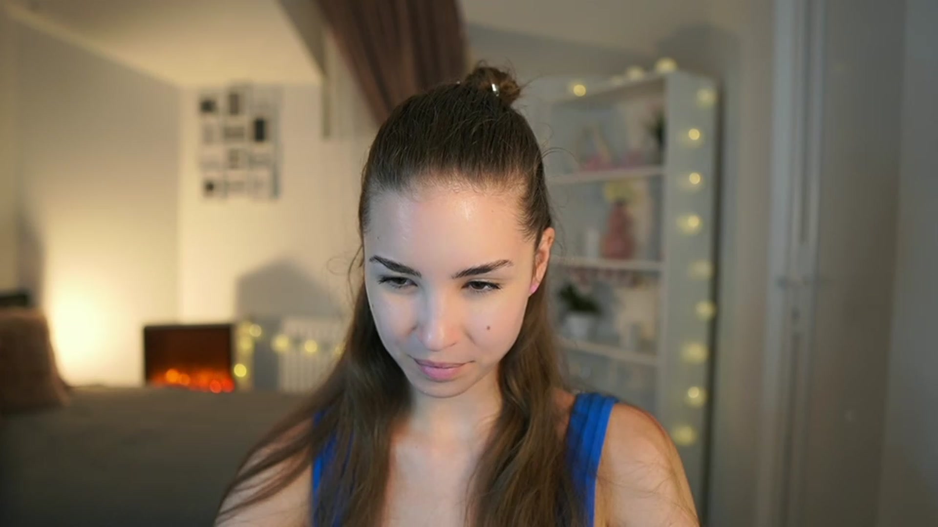 Gallery image thumbnail from Shy_jane's myfreecams stream on, 06/13/2023, 14:49 image 10 of 20