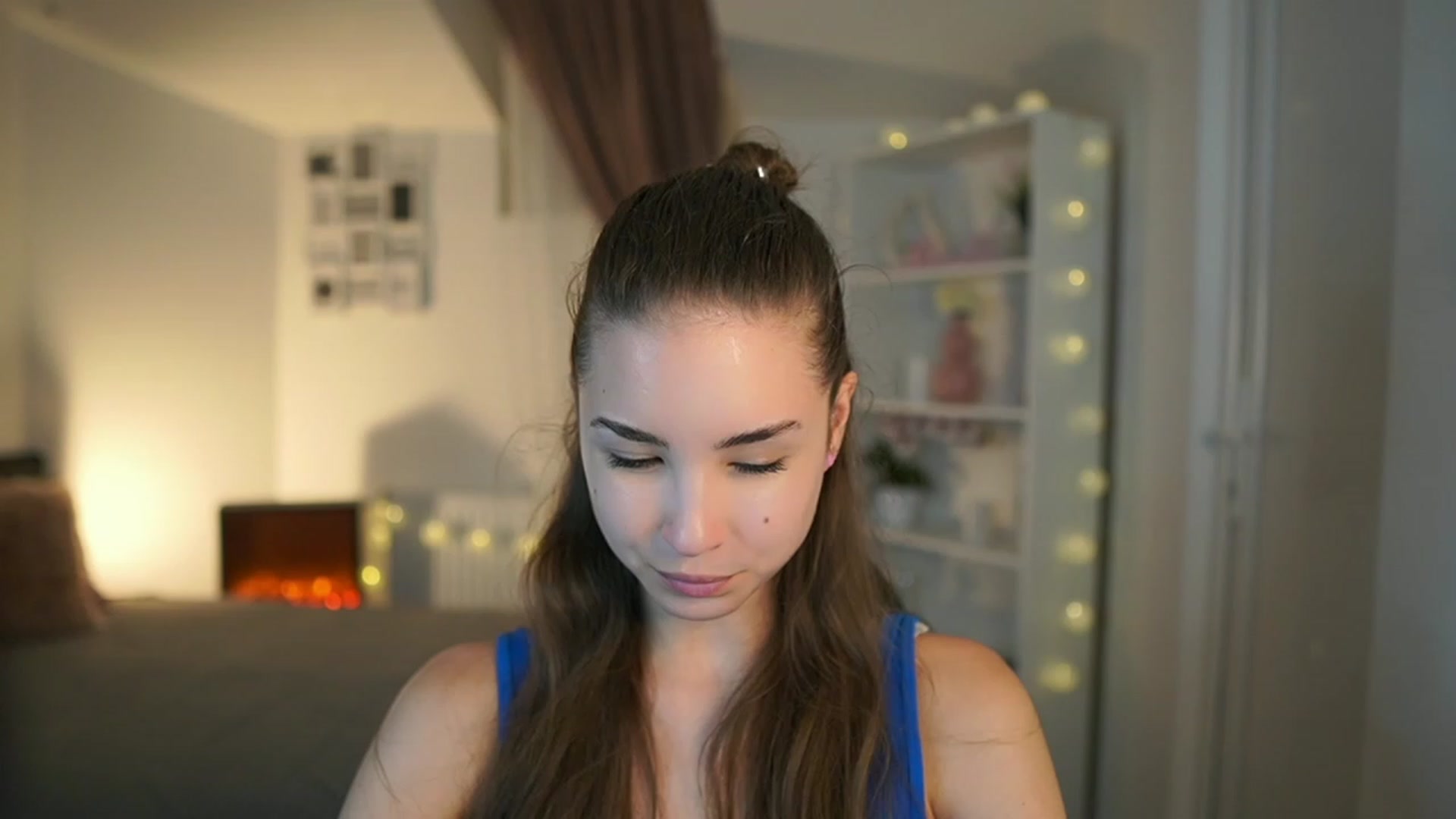 Gallery image thumbnail from Shy_jane's myfreecams stream on, 06/13/2023, 16:56 image 3 of 20