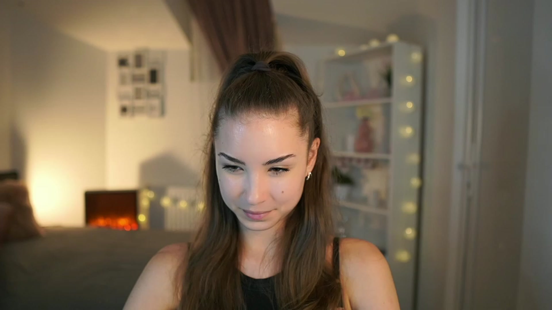 Gallery image thumbnail from Shy_jane's myfreecams stream on, 06/16/2023, 11:09 image 9 of 20