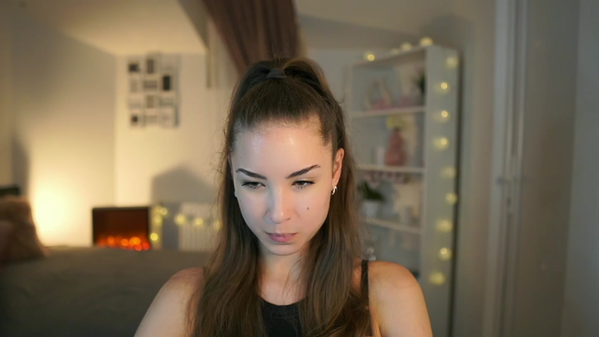 Gallery image thumbnail from Shy_jane's myfreecams stream on, 06/16/2023, 11:09 image 12 of 20