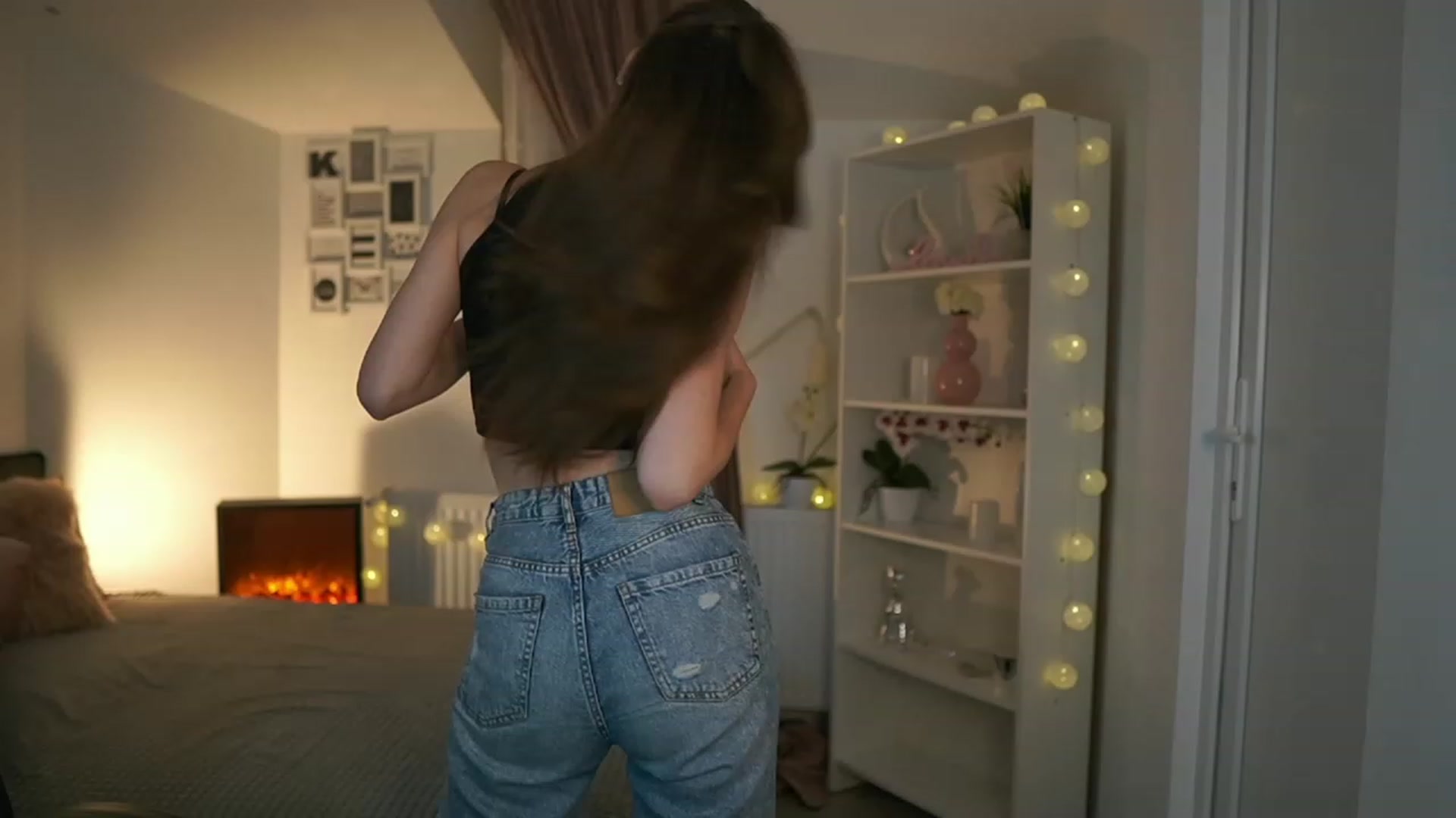Gallery image thumbnail from Shy_jane's myfreecams stream on, 06/16/2023, 11:09 image 19 of 20