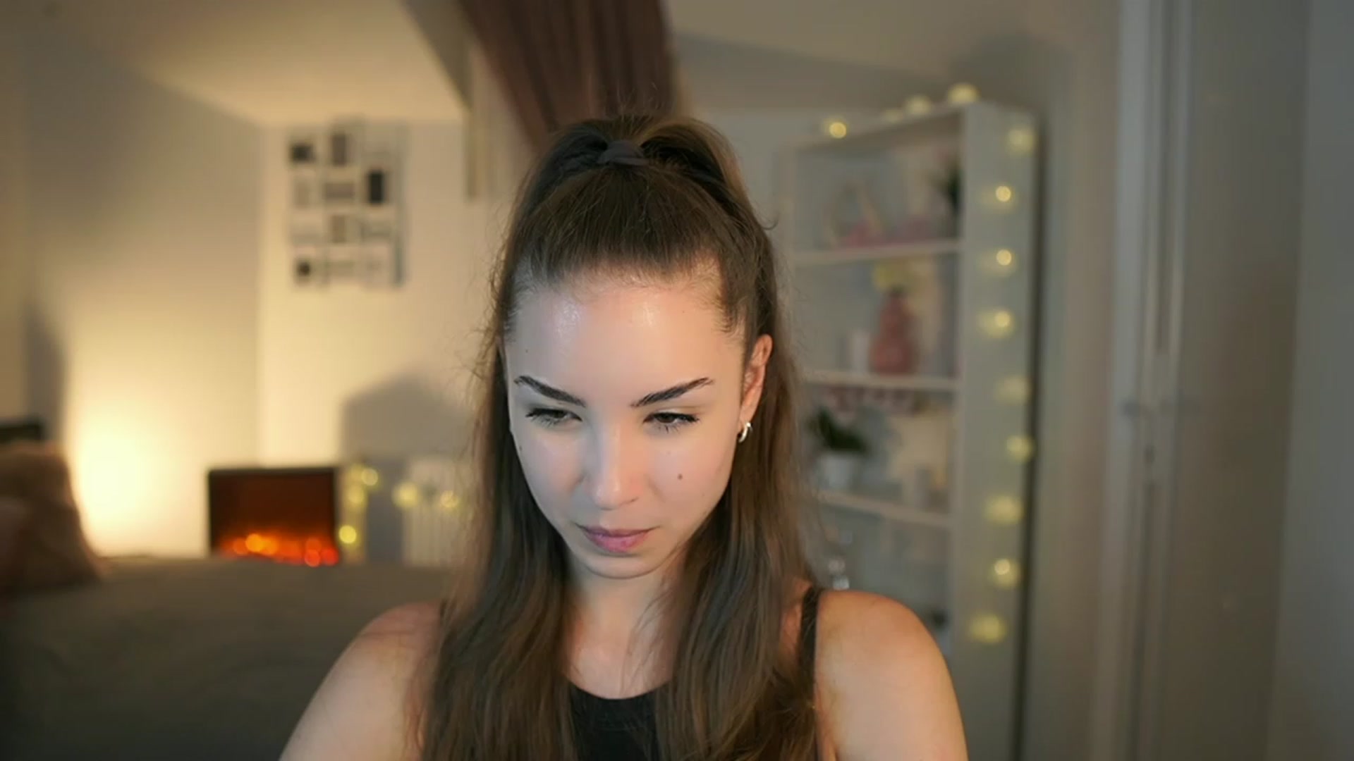 Gallery image thumbnail from Shy_jane's myfreecams stream on, 06/16/2023, 11:09 image 2 of 20