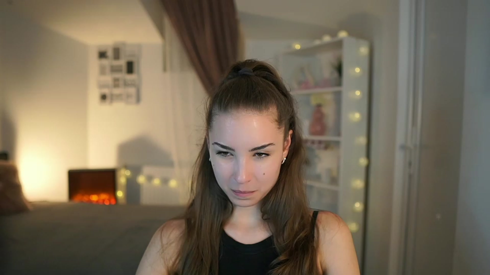 Gallery image thumbnail from Shy_jane's myfreecams stream on, 06/16/2023, 16:05 image 7 of 20