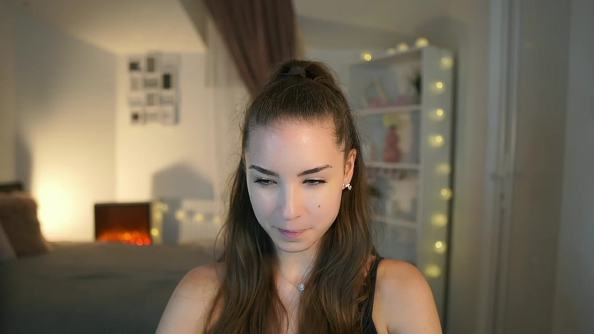 Gallery image thumbnail from Shy_jane's myfreecams stream on, 06/20/2023, 15:15 image 2 of 20