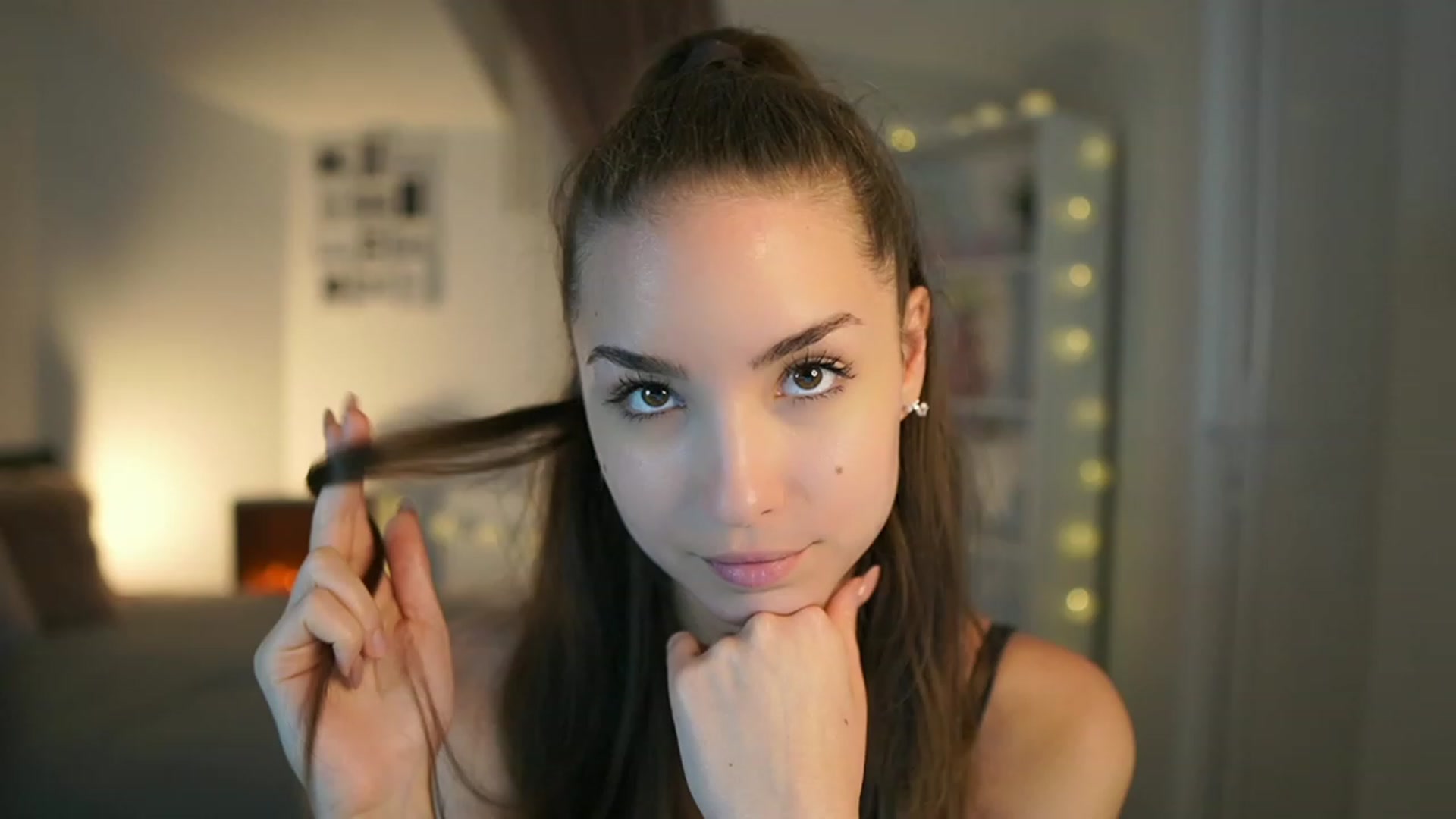 Gallery image thumbnail from Shy_jane's myfreecams stream on, 06/20/2023, 16:28 image 4 of 20