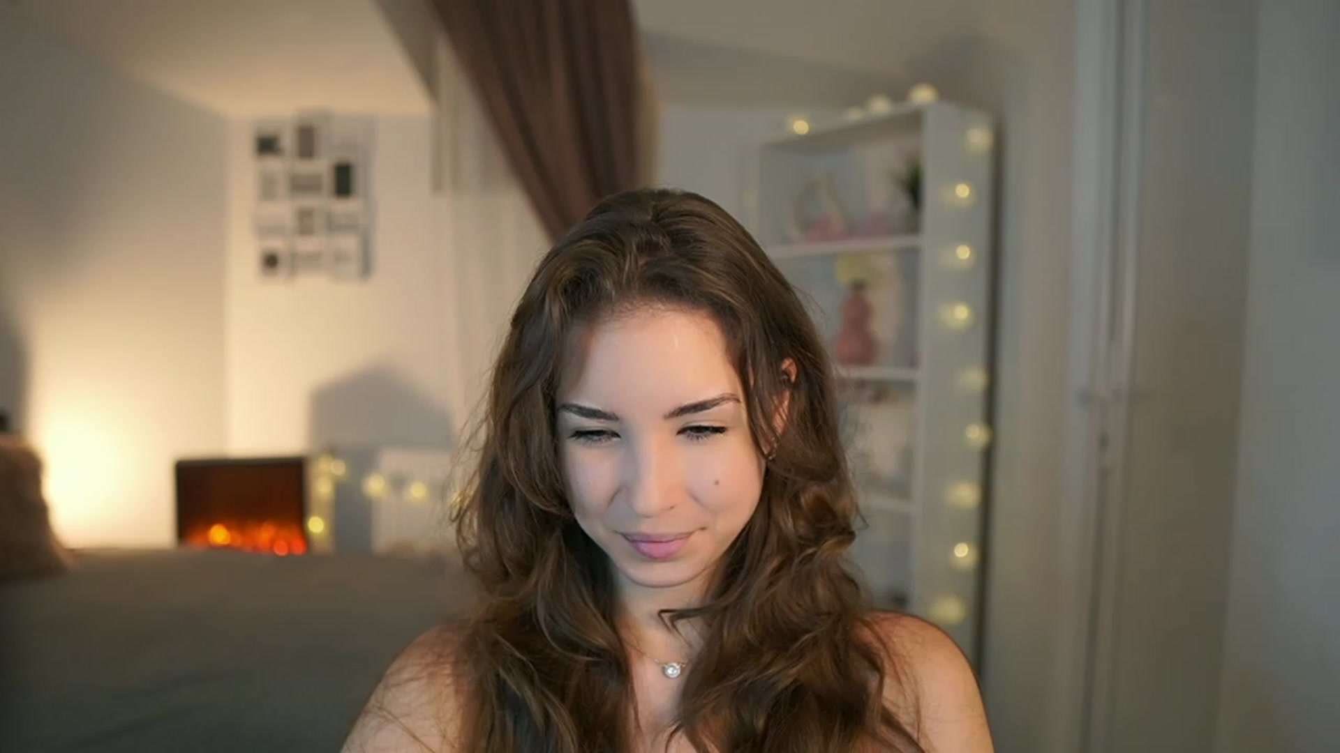 Gallery image thumbnail from Shy_jane's myfreecams stream on, 06/25/2023, 09:58 image 2 of 20