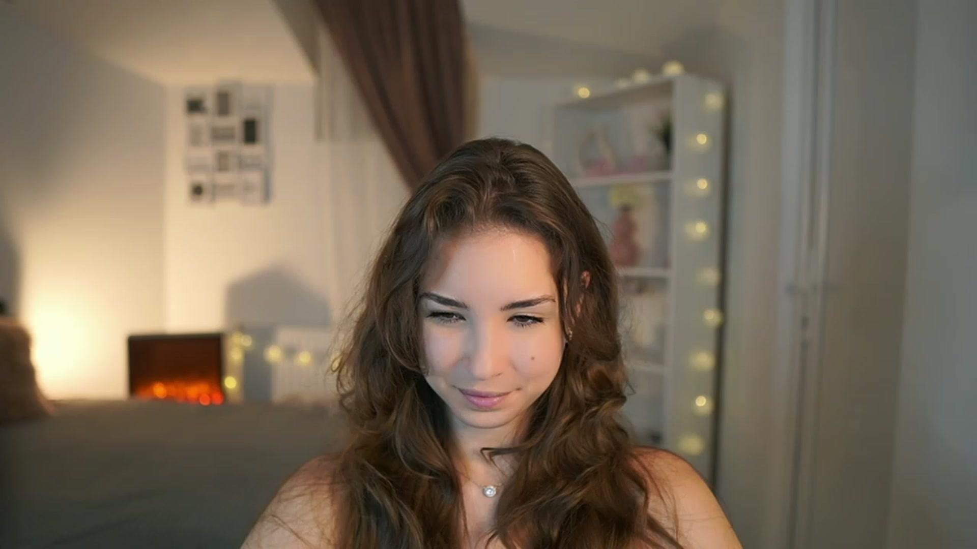 Gallery image thumbnail from Shy_jane's myfreecams stream on, 06/25/2023, 09:58 image 1 of 20