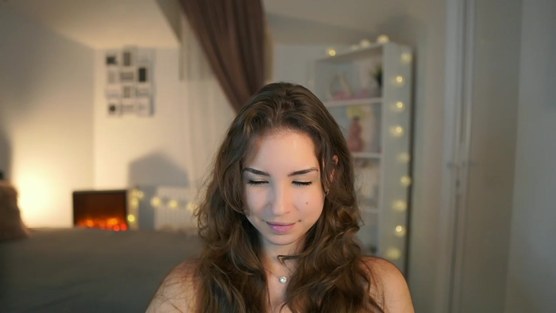 Gallery image thumbnail from Shy_jane's myfreecams stream on, 06/25/2023, 09:58 image 3 of 20