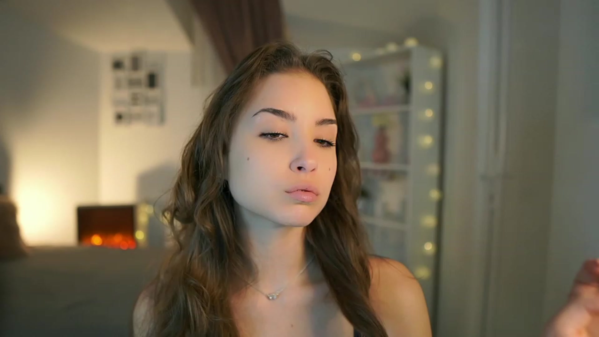 Gallery image thumbnail from Shy_jane's myfreecams stream on, 06/25/2023, 11:32 image 12 of 20