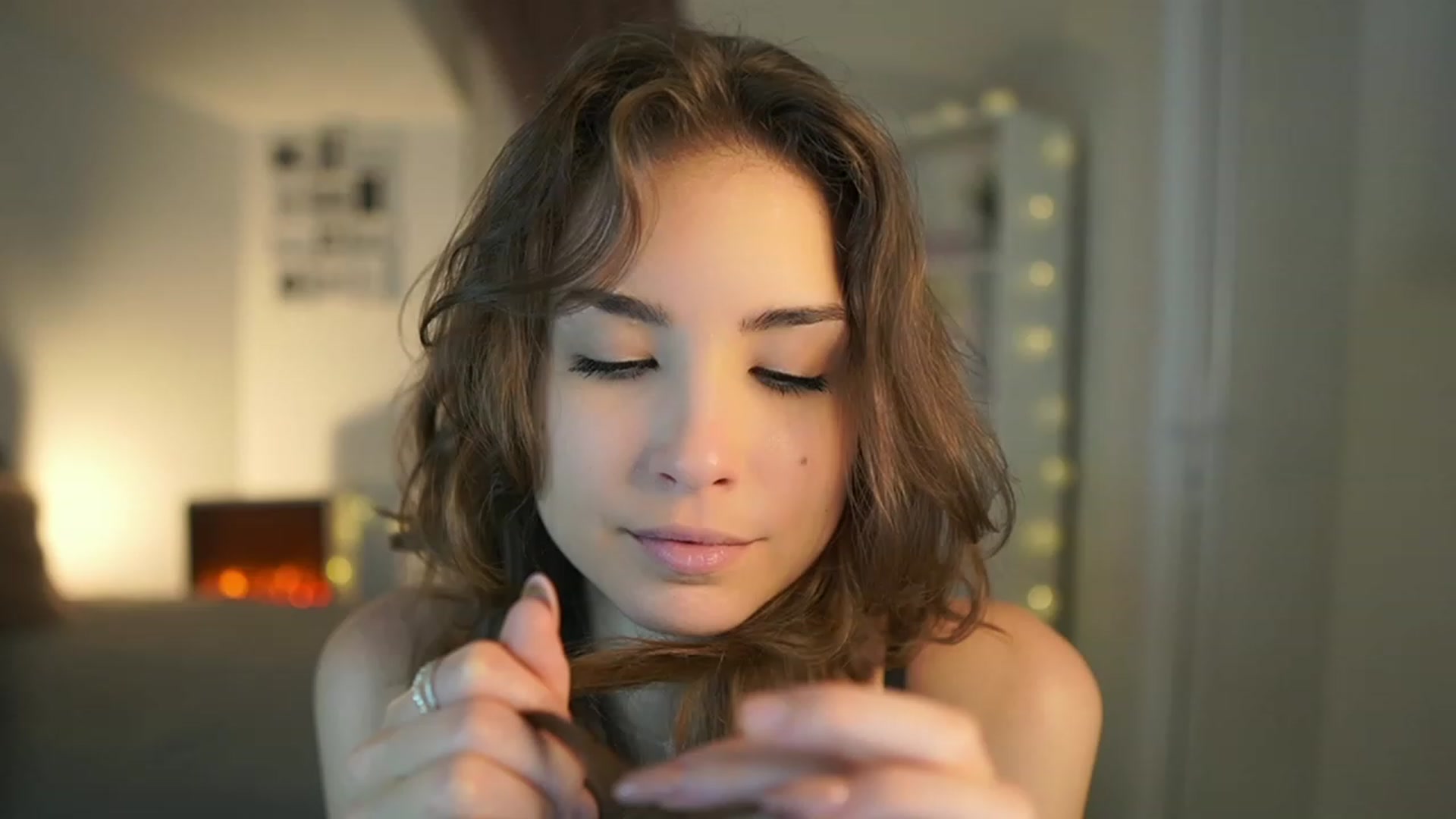 Gallery image thumbnail from Shy_jane's myfreecams stream on, 06/25/2023, 11:32 image 14 of 20