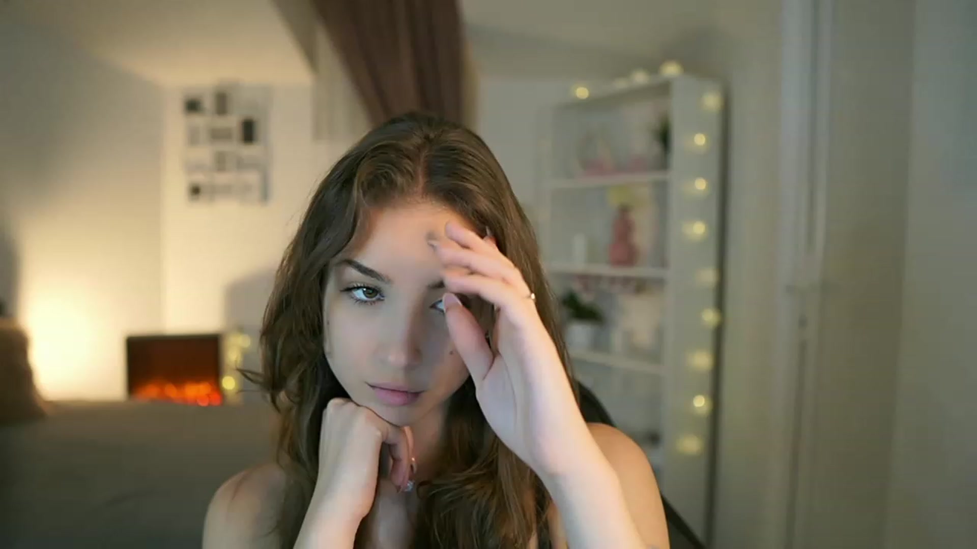 Gallery image thumbnail from Shy_jane's myfreecams stream on, 06/25/2023, 11:32 image 13 of 20