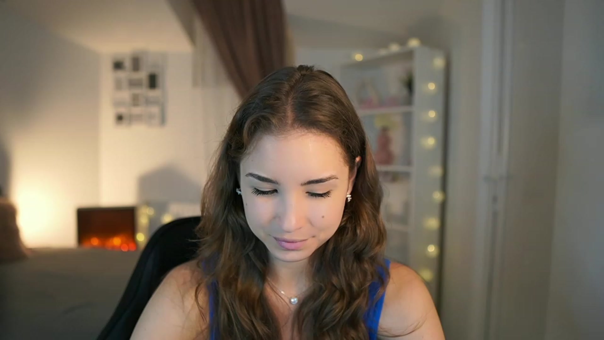 Gallery image thumbnail from Shy_jane's myfreecams stream on, 06/25/2023, 11:32 image 3 of 20