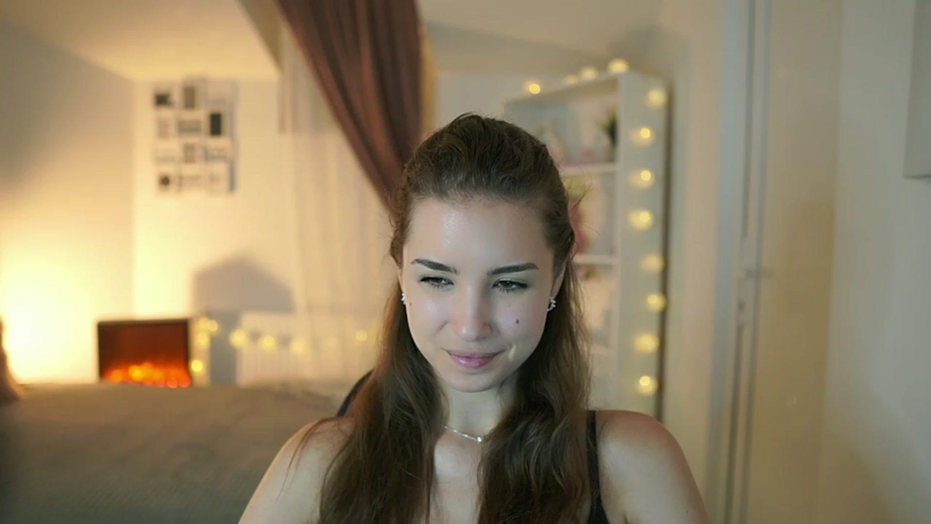 Gallery image thumbnail from Shy_jane's myfreecams stream on, 06/25/2023, 17:29 image 19 of 20
