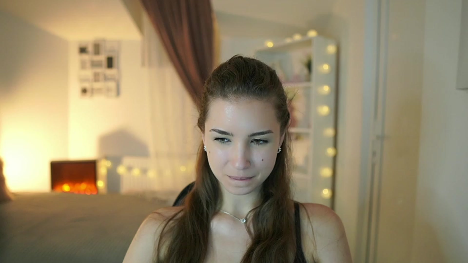 Gallery image thumbnail from Shy_jane's myfreecams stream on, 06/25/2023, 17:29 image 12 of 20