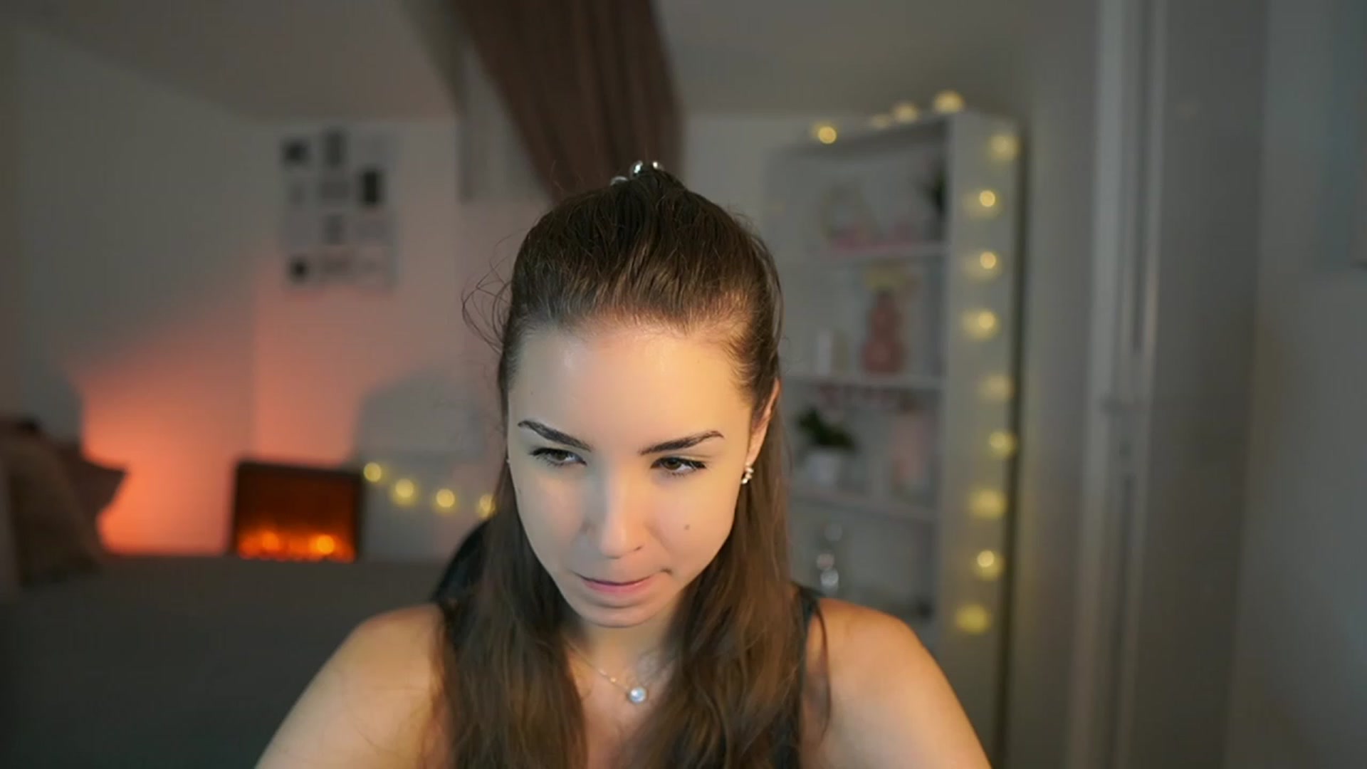 Gallery image thumbnail from Shy_jane's myfreecams stream on, 06/26/2023, 09:34 image 9 of 20