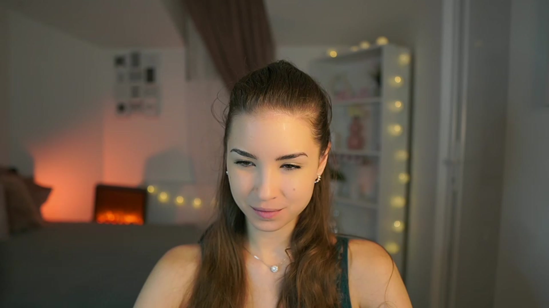 Gallery image thumbnail from Shy_jane's myfreecams stream on, 06/26/2023, 09:34 image 15 of 20