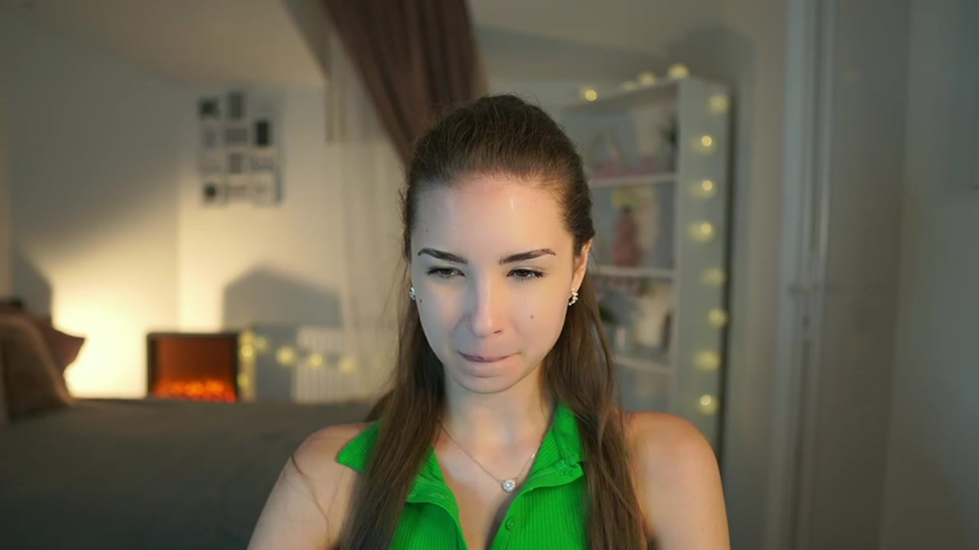 Gallery image thumbnail from Shy_jane's myfreecams stream on, 06/29/2023, 10:20 image 12 of 20