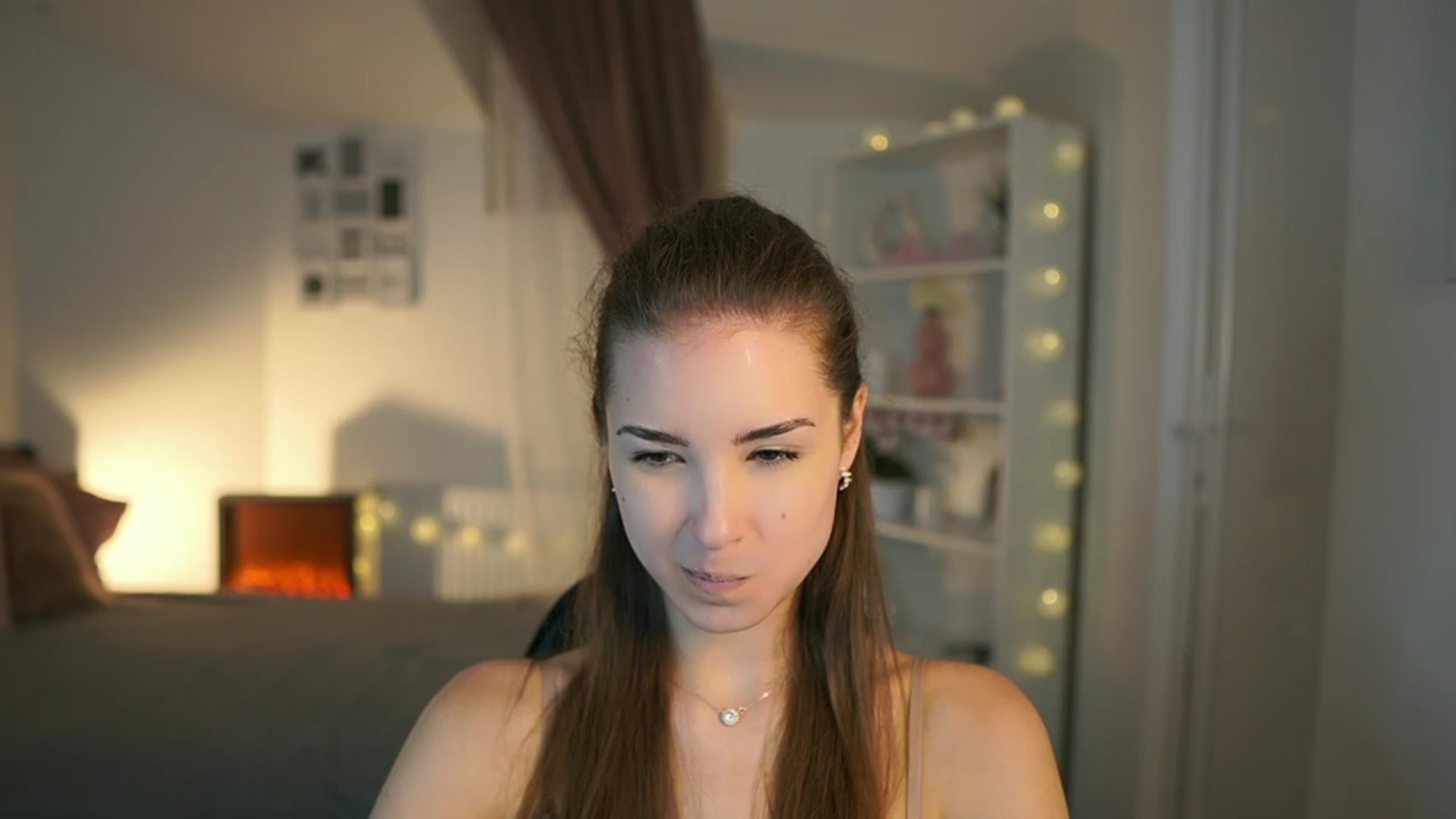 Gallery image thumbnail from Shy_jane's myfreecams stream on, 06/29/2023, 10:20 image 18 of 20