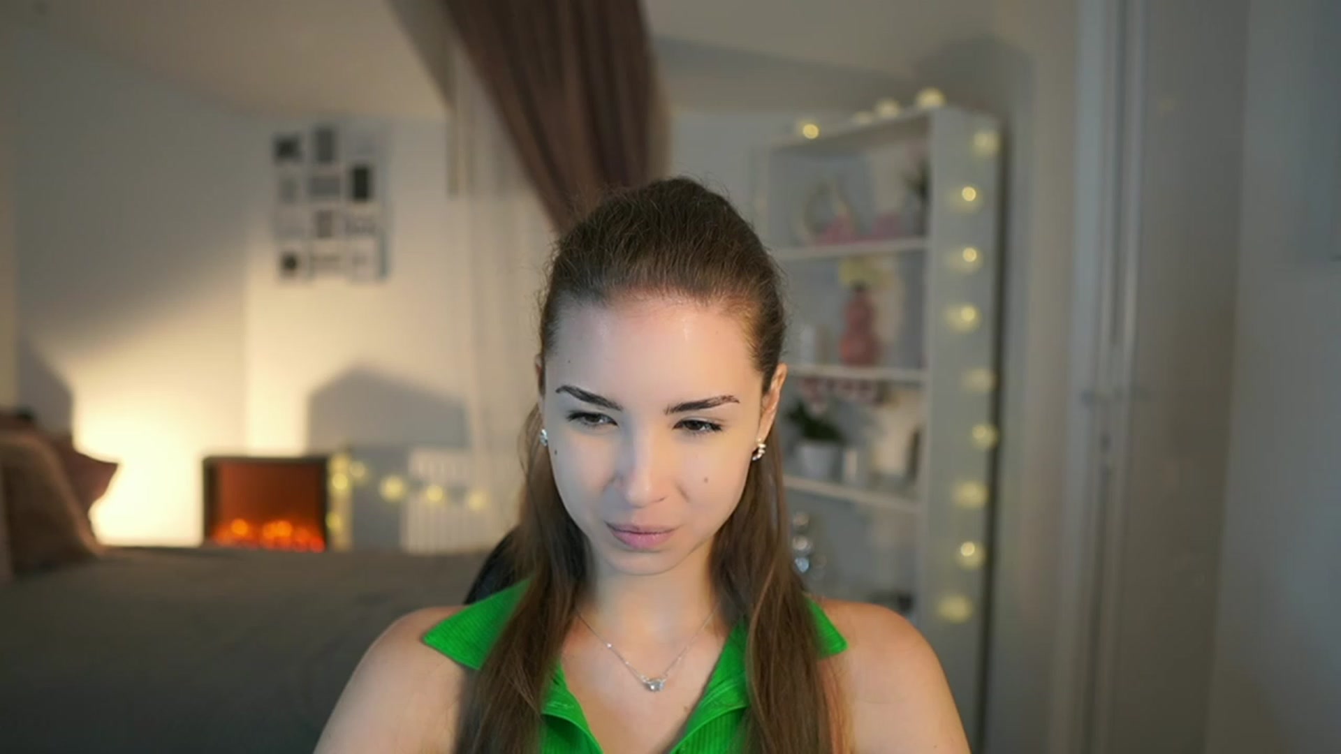 Gallery image thumbnail from Shy_jane's myfreecams stream on, 06/29/2023, 10:20 image 5 of 20