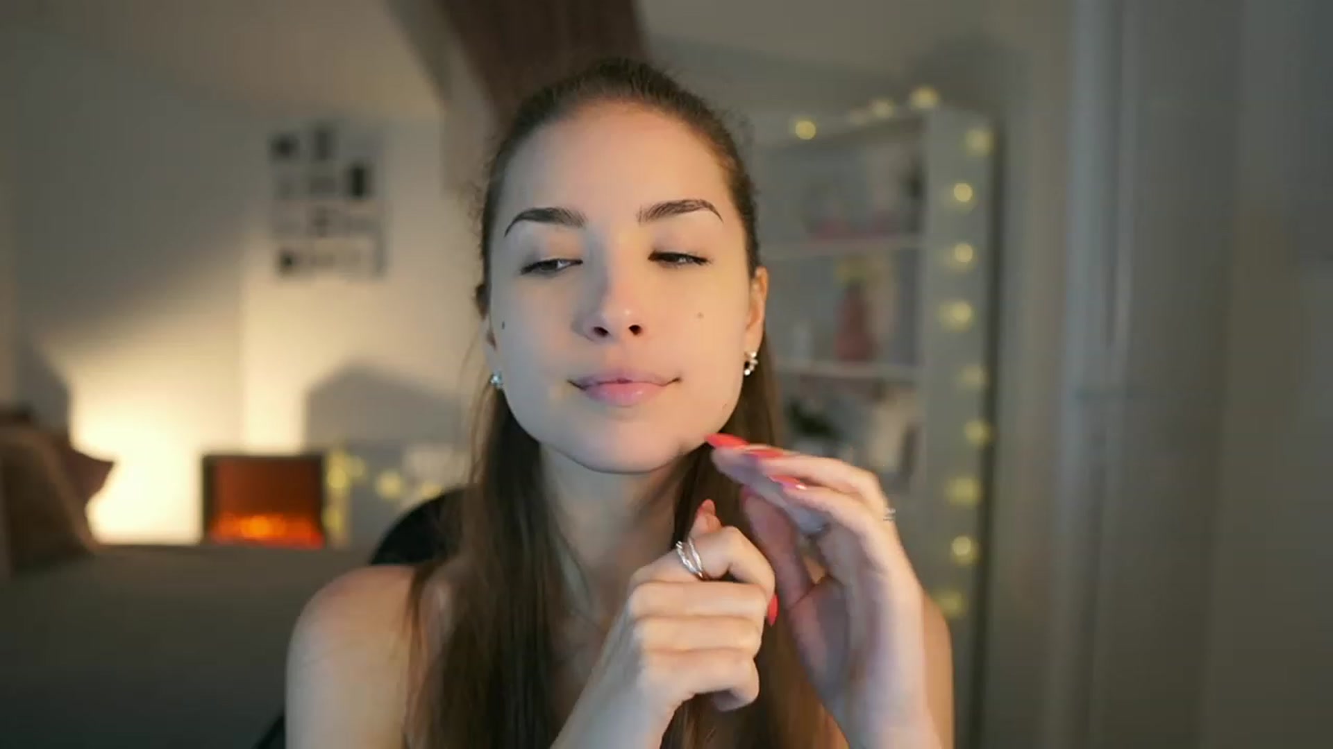Gallery image thumbnail from Shy_jane's myfreecams stream on, 06/29/2023, 10:20 image 16 of 20